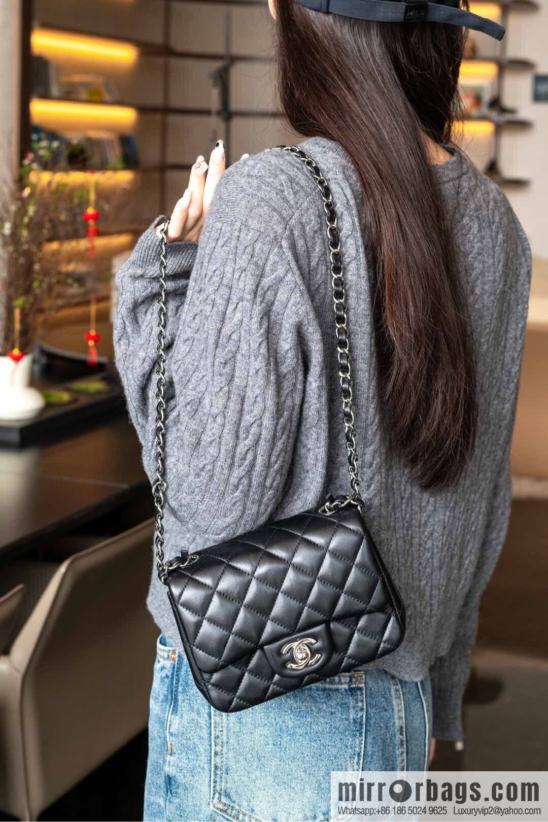 Classic Flap, Black Sheep Silver, Fatty 🔆 A01115