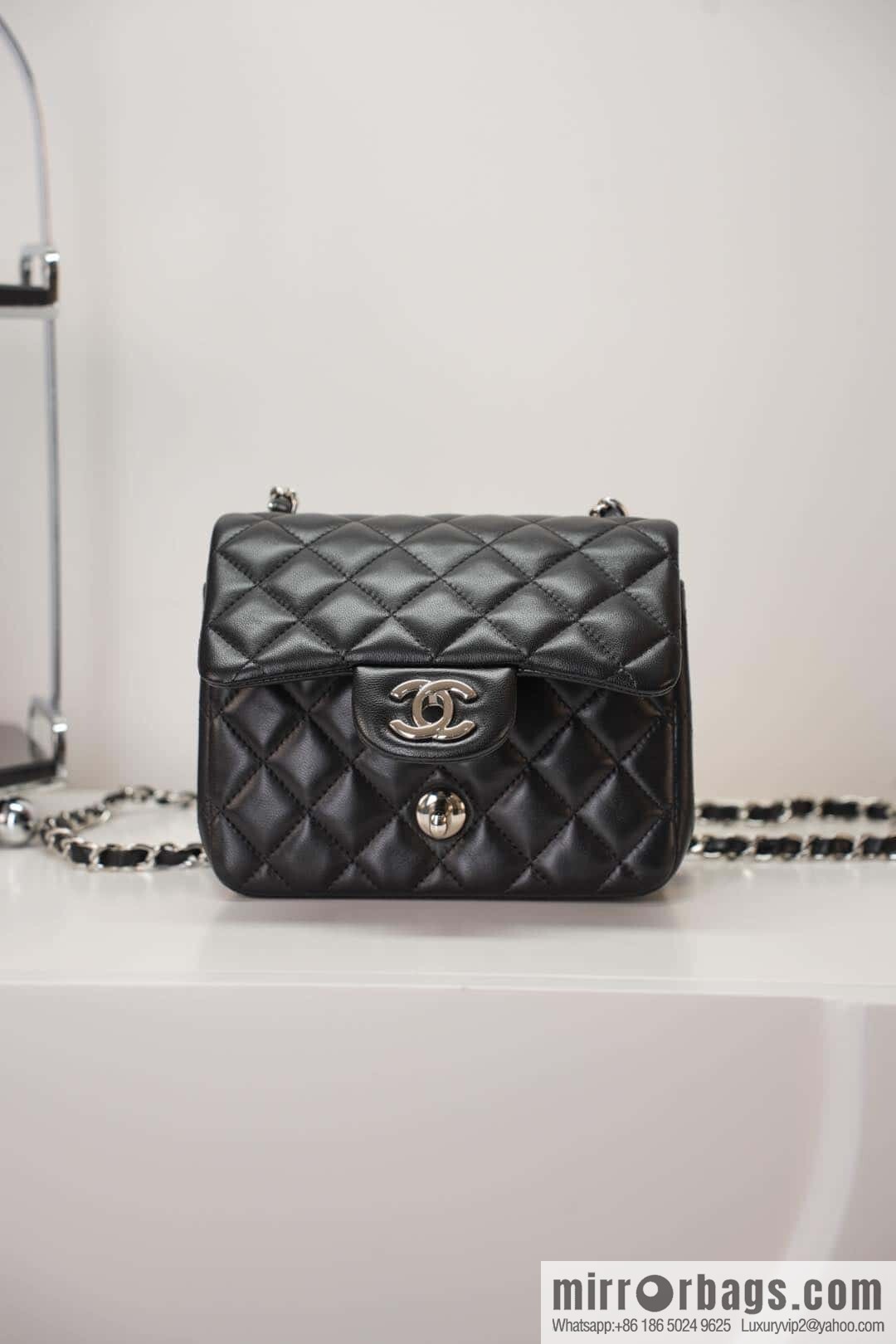 Classic Flap, Black Sheep Silver, Fatty 🔆 A01115