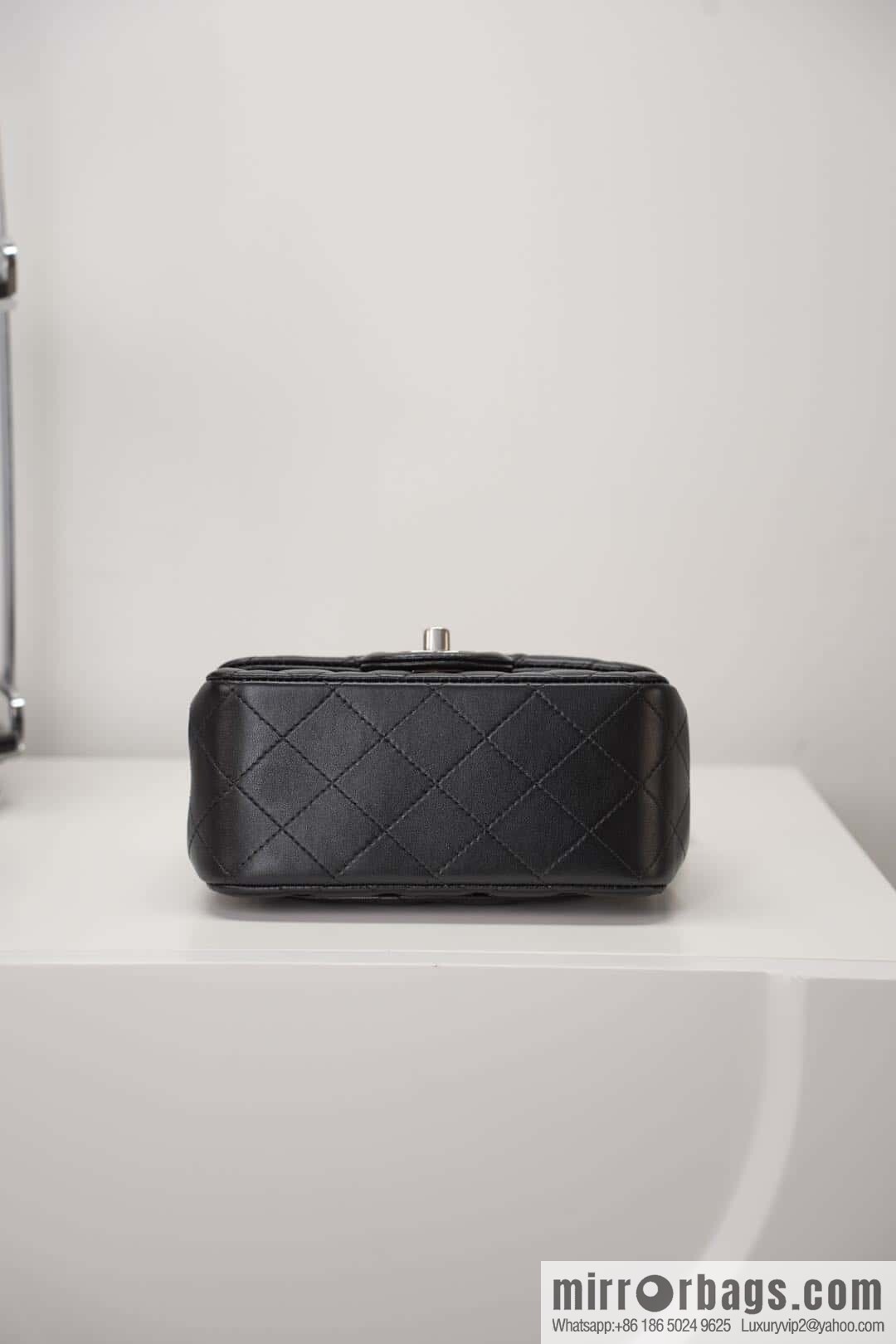 Classic Flap, Black Sheep Silver, Fatty 🔆 A01115