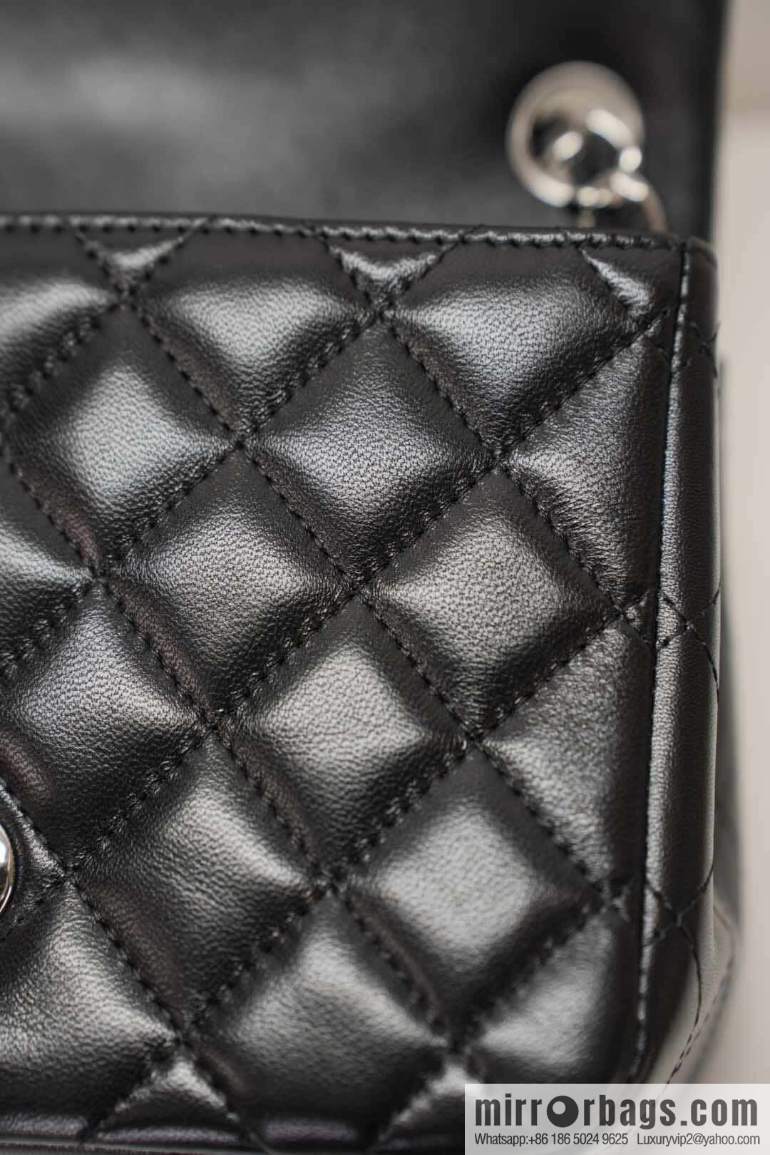 Classic Flap, Black Sheep Silver, Fatty 🔆 A01115