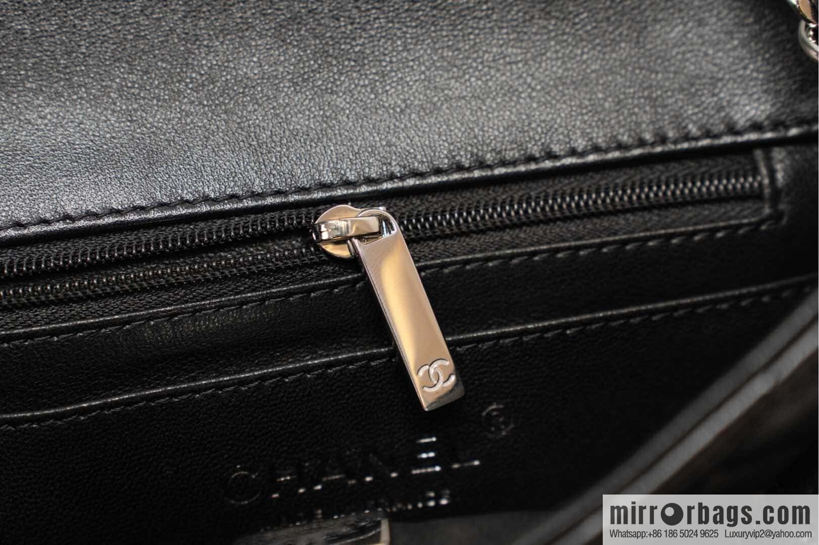 Classic Flap, Black Sheep Silver, Fatty 🔆 A01115