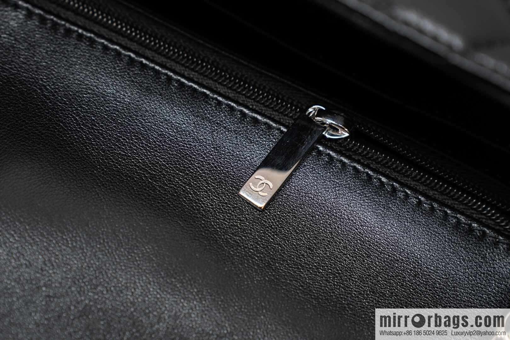 Classic Flap, Black Sheep Silver, Fatty 🔆 A01115