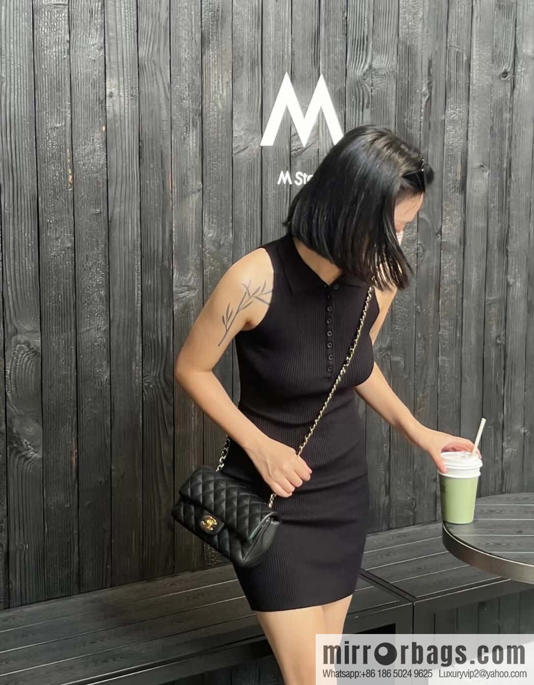 ℂ𝔽 𝗖𝗹𝗮𝘀𝘀𝗶𝗰 𝗙𝗹𝗮𝗽 | genuine leather litchi pattern black gold 🖤 A01116