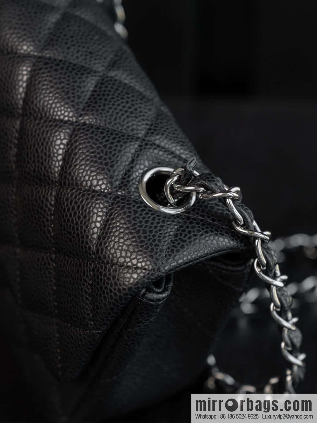ℂ𝔽 𝗖𝗹𝗮𝘀𝘀𝗶𝗰 𝗙𝗹𝗮𝗽 | genuine leather litchi pattern black silver 🖤 A01116