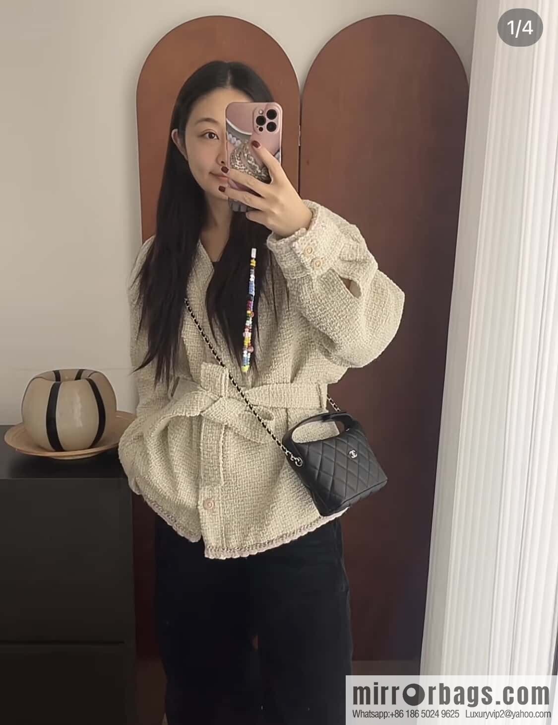 𝐂𝐡𝐚𝐧𝐞𝐥 𝟐𝟓𝐜 early spring new, lunch box bag, black gold 🖤 AP4386