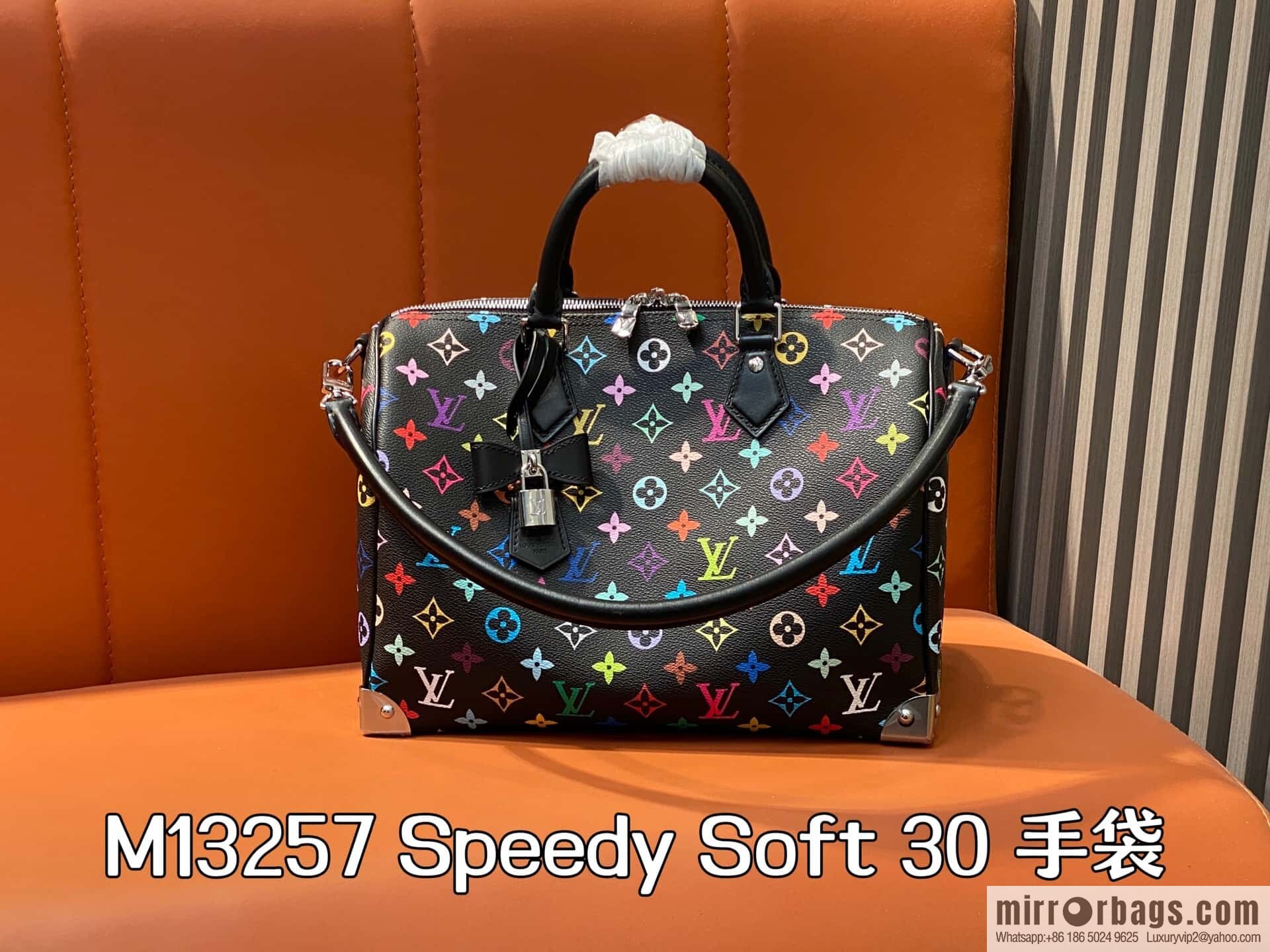 [Original order boutique] M13257 black color, pillow bag speedy Speedy Soft 30 handbag