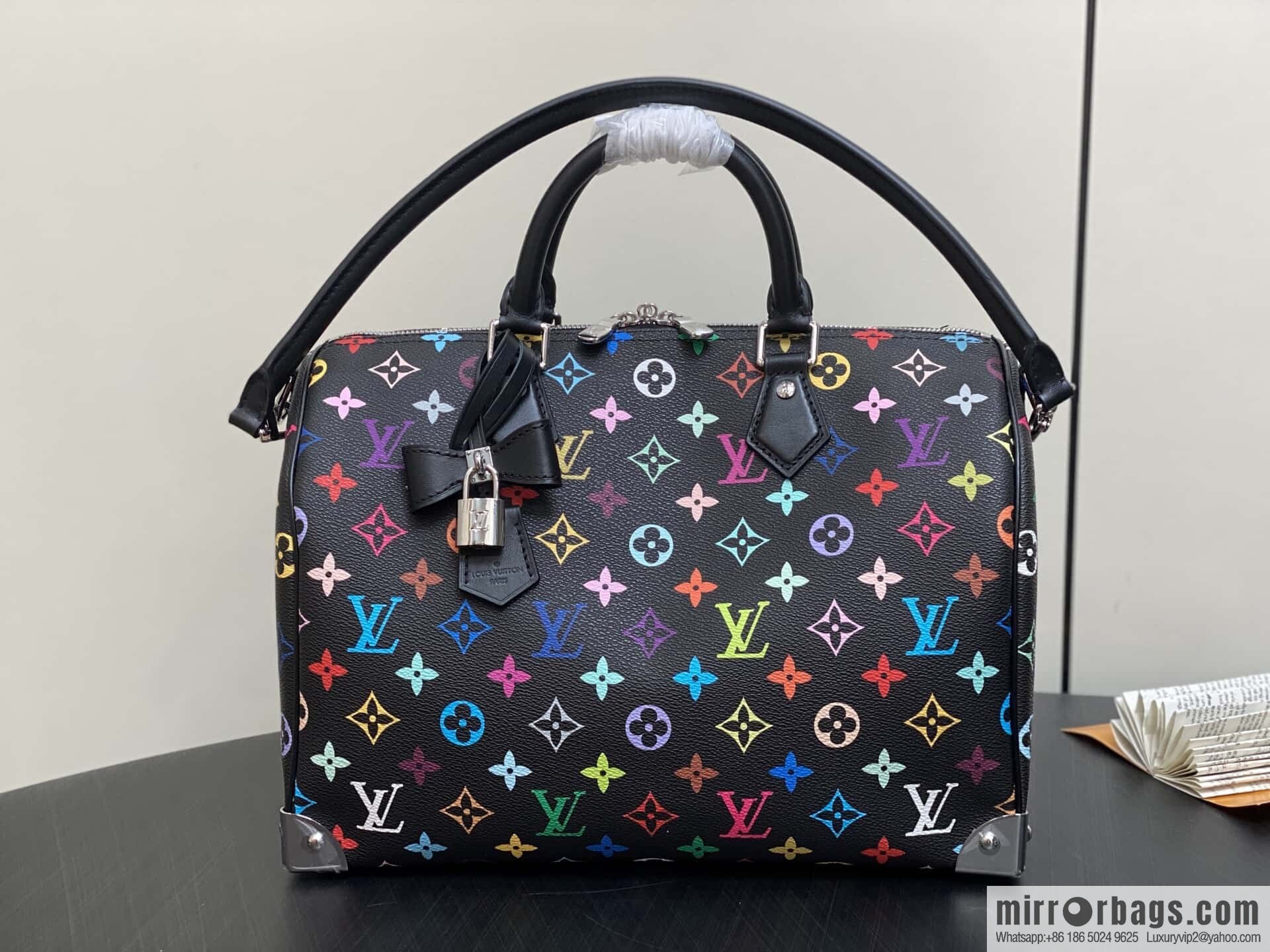 [Original order boutique] M13257 black color, pillow bag speedy Speedy Soft 30 handbag