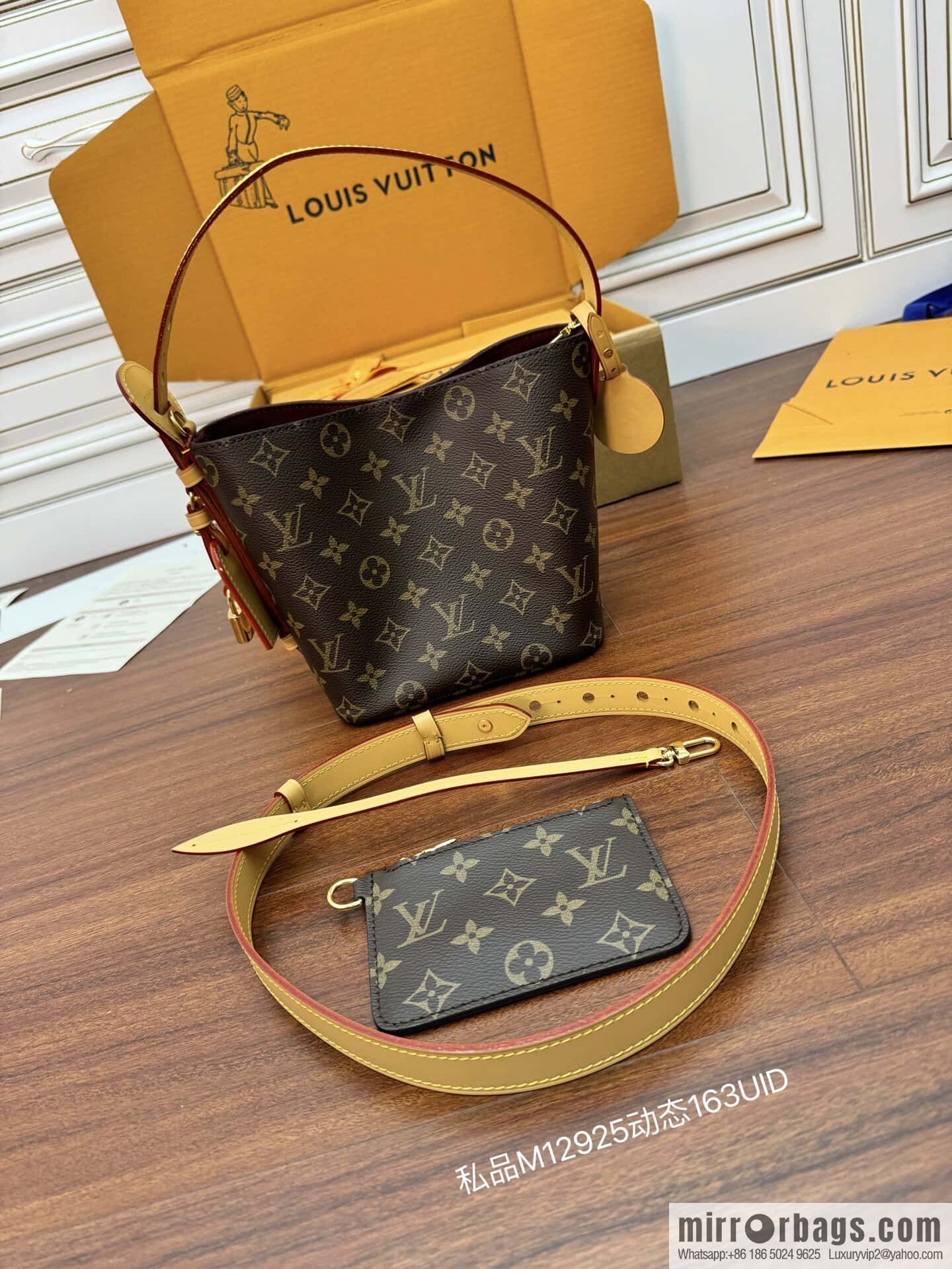 LV M12925 NEW All In BB