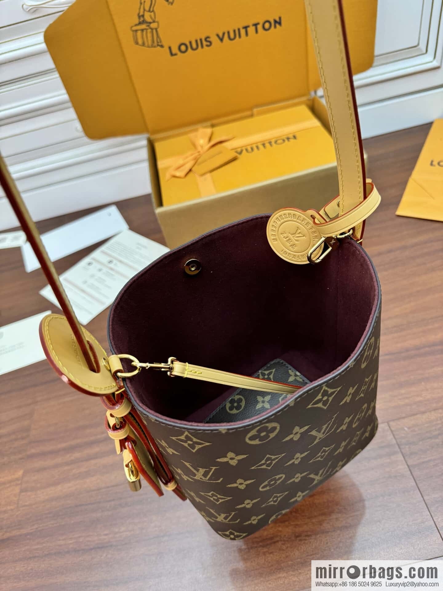 LV M12925 NEW All In BB