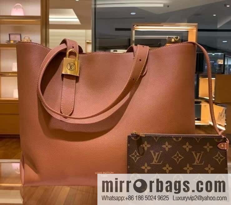 LV M25342 Low Key Cabas MM