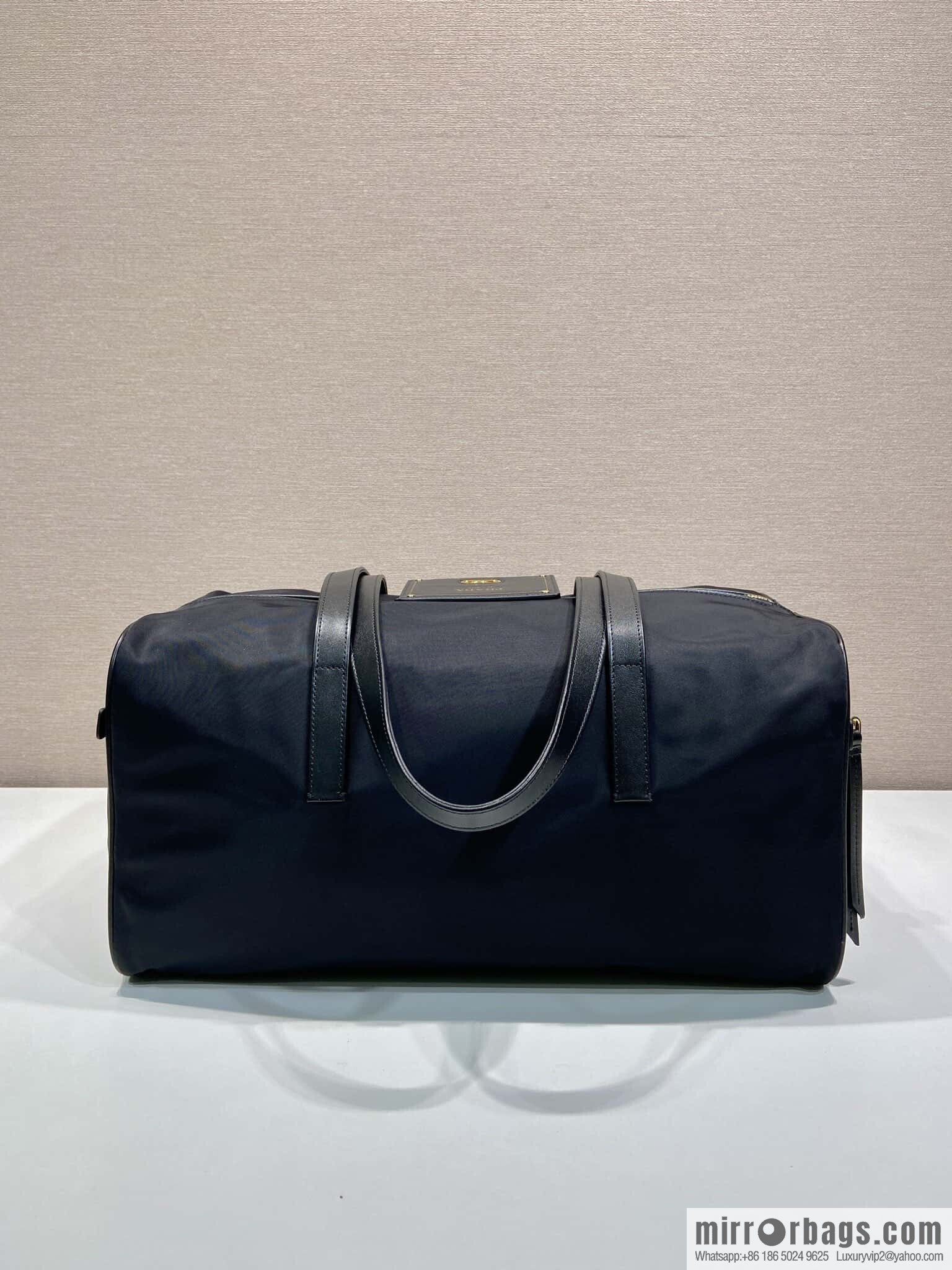PRADA 🎉 new travel bag 🎉 1BB135🎊🎊