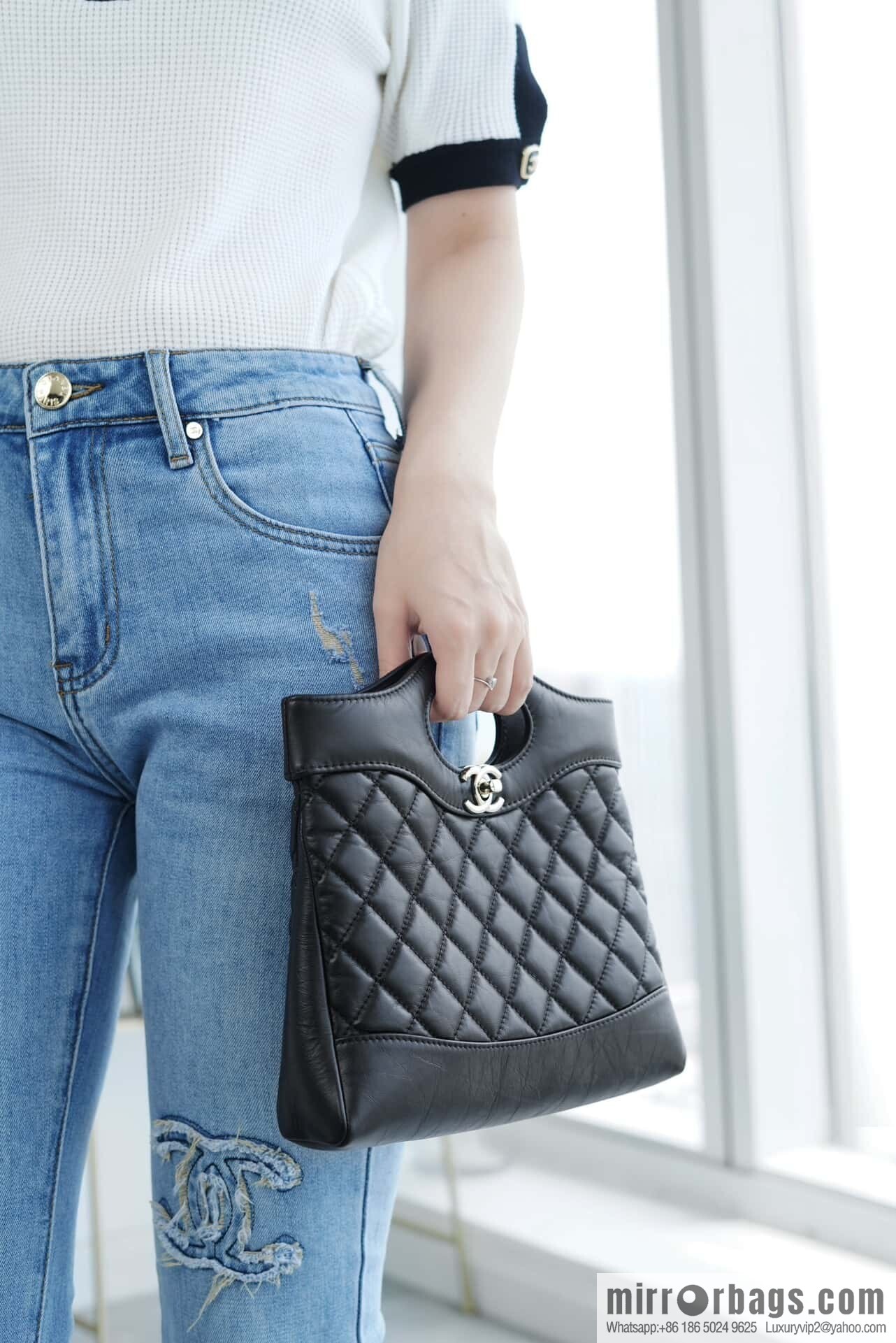 𝐂𝐡𝐚𝐧𝐞𝐥 𝟐𝟑𝐀 Superior Handicraft 31bag Mini Black ➿ AS4133