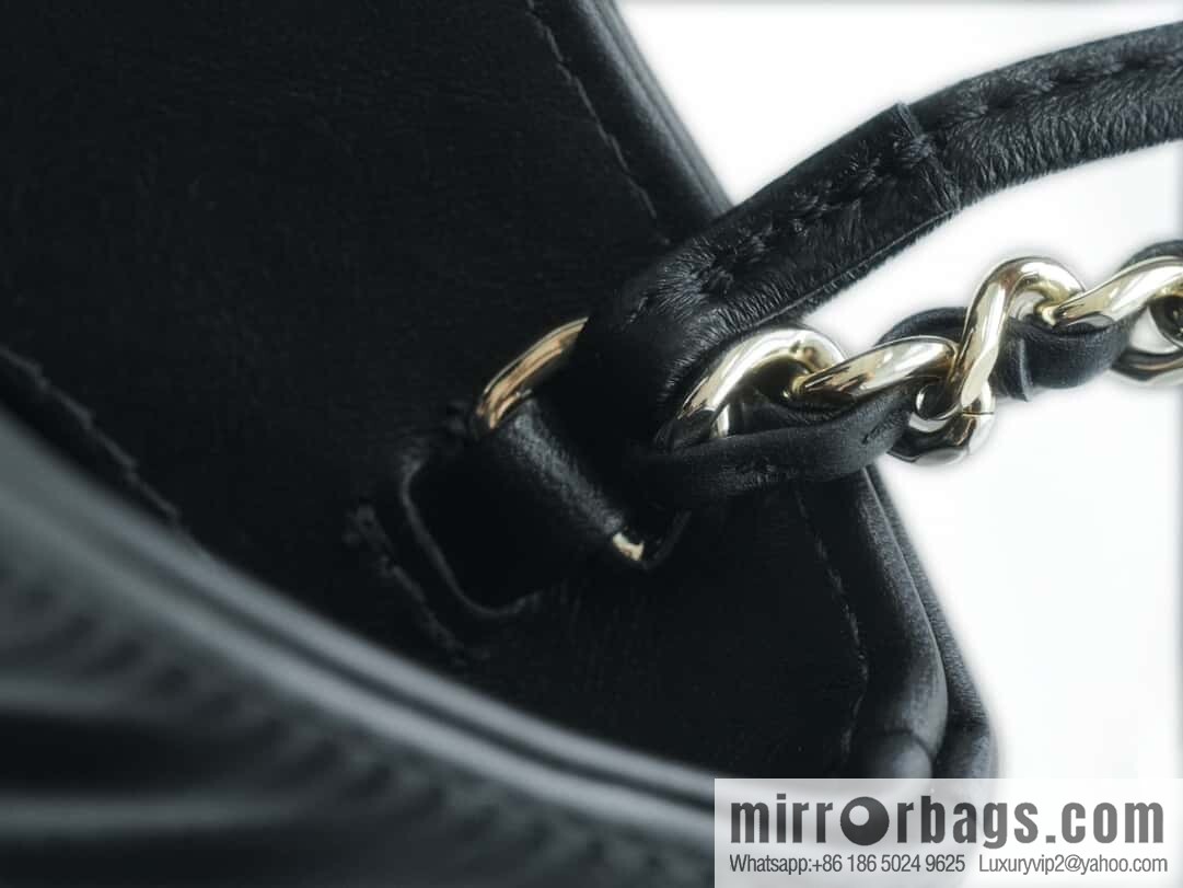 𝐂𝐡𝐚𝐧𝐞𝐥 𝟐𝟑𝐀 Superior Handicraft 31bag Mini Black ➿ AS4133