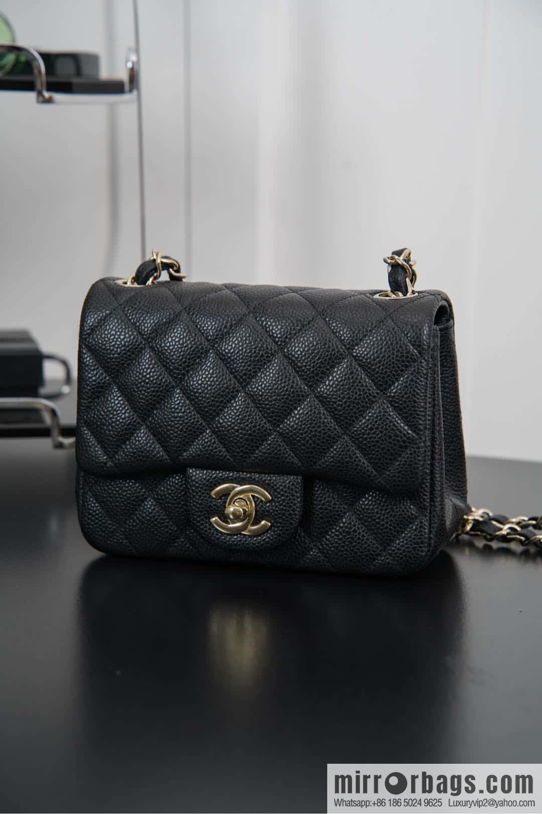 𝗖𝗹𝗮𝘀𝘀𝗶𝗰 𝗙𝗹𝗮𝗽 | genuine skin lychee pattern, Fatty Fang, black gold 🖤 A01115