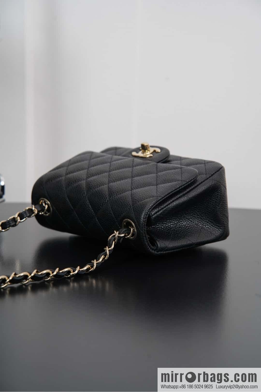 𝗖𝗹𝗮𝘀𝘀𝗶𝗰 𝗙𝗹𝗮𝗽 | genuine skin lychee pattern, Fatty Fang, black gold 🖤 A01115