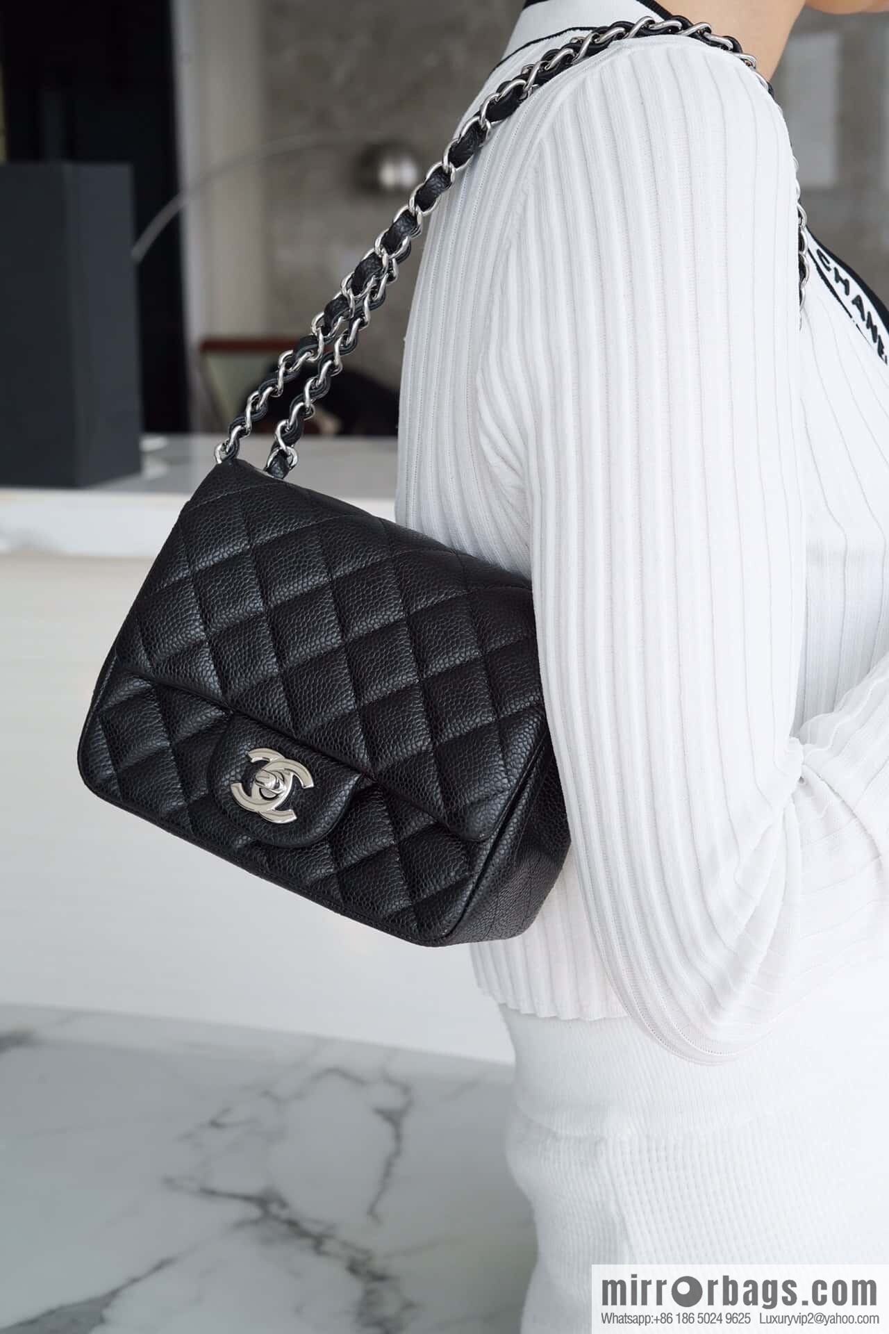 ℂ𝔽 𝗖𝗹𝗮𝘀𝘀𝗶𝗰 𝗙𝗹𝗮𝗽 | genuine leather lychee pattern, Fatty Fang, black silver 🖤 A01115
