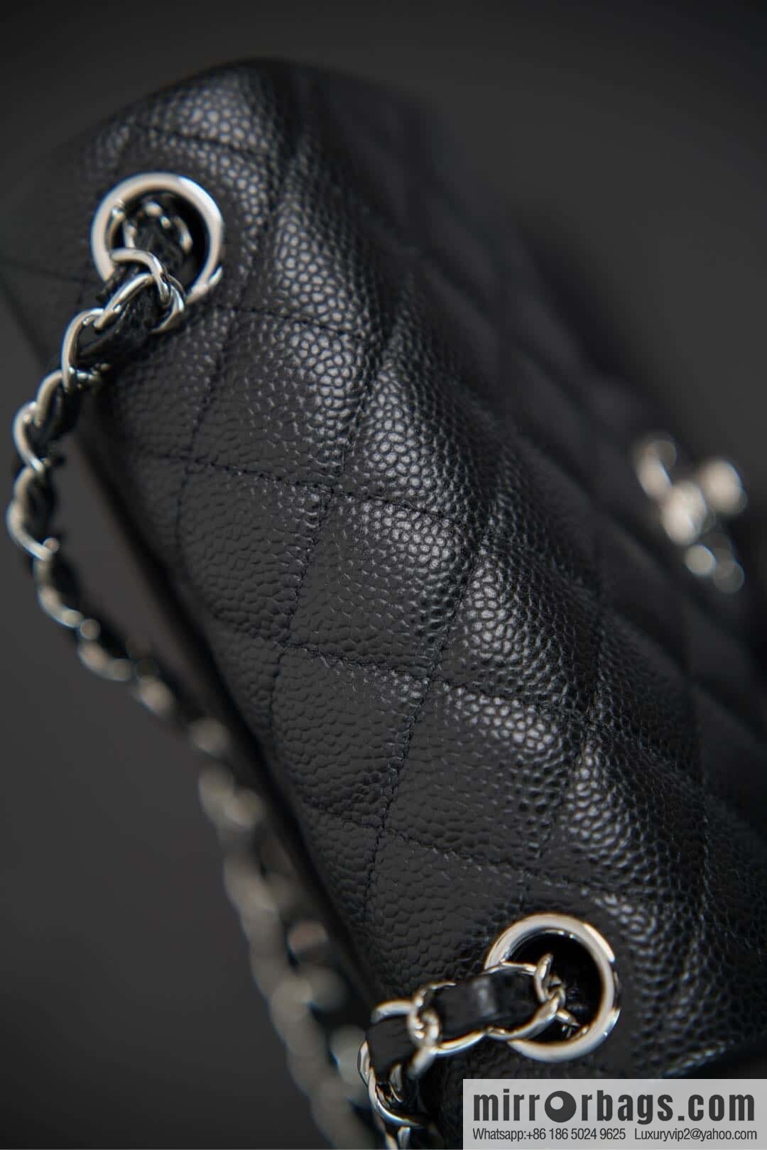 ℂ𝔽 𝗖𝗹𝗮𝘀𝘀𝗶𝗰 𝗙𝗹𝗮𝗽 | genuine leather lychee pattern, Fatty Fang, black silver 🖤 A01115