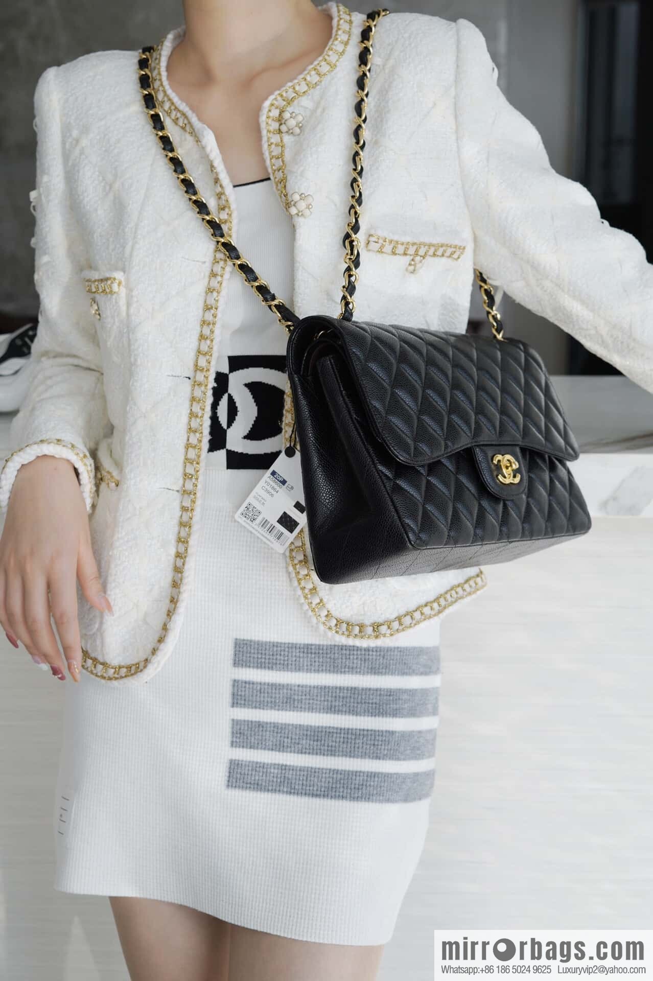 โ๐ฝ ๐๐น๐ฎ๐๐๐ถ๐ฐ ๐๐น๐ฎ๐ฝ ๐๐ฎ๐ฆ๐๐จ ๏ฝ genuine skin, caviar, black gold A58600