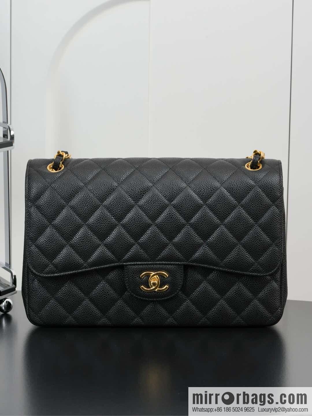 โ๐ฝ ๐๐น๐ฎ๐๐๐ถ๐ฐ ๐๐น๐ฎ๐ฝ ๐๐ฎ๐ฆ๐๐จ ๏ฝ genuine skin, caviar, black gold A58600