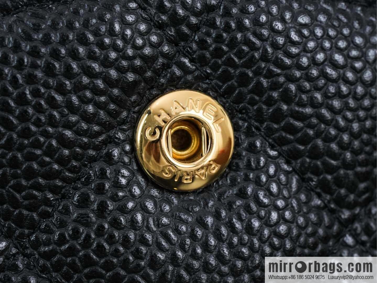 โ๐ฝ ๐๐น๐ฎ๐๐๐ถ๐ฐ ๐๐น๐ฎ๐ฝ ๐๐ฎ๐ฆ๐๐จ ๏ฝ genuine skin, caviar, black gold A58600