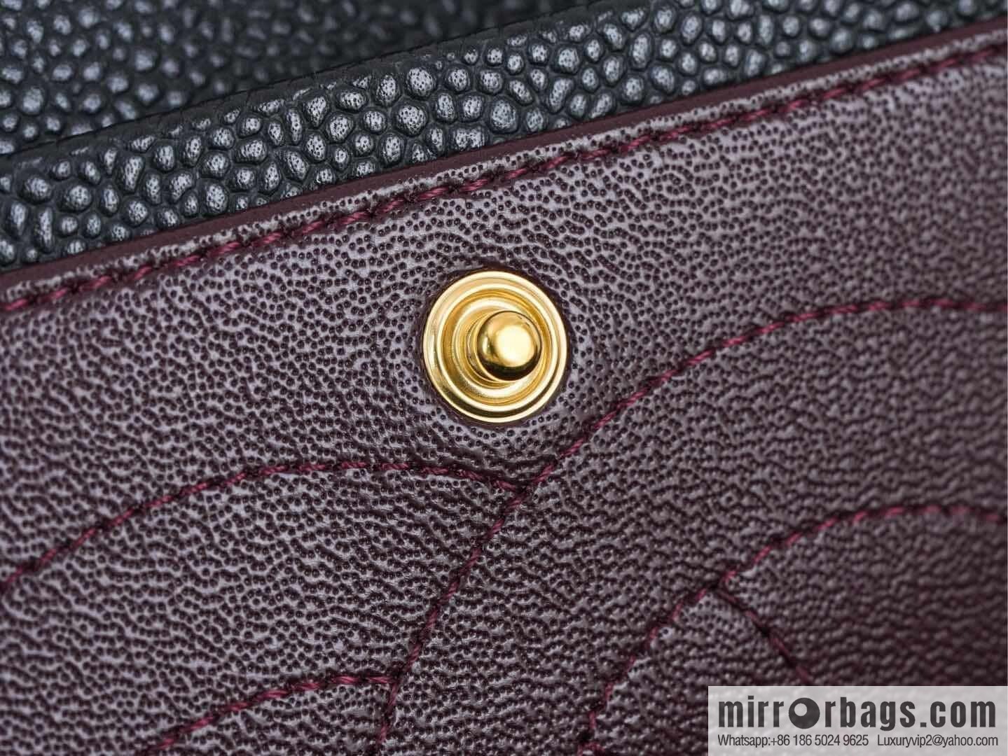 โ๐ฝ ๐๐น๐ฎ๐๐๐ถ๐ฐ ๐๐น๐ฎ๐ฝ ๐๐ฎ๐ฆ๐๐จ ๏ฝ genuine skin, caviar, black gold A58600