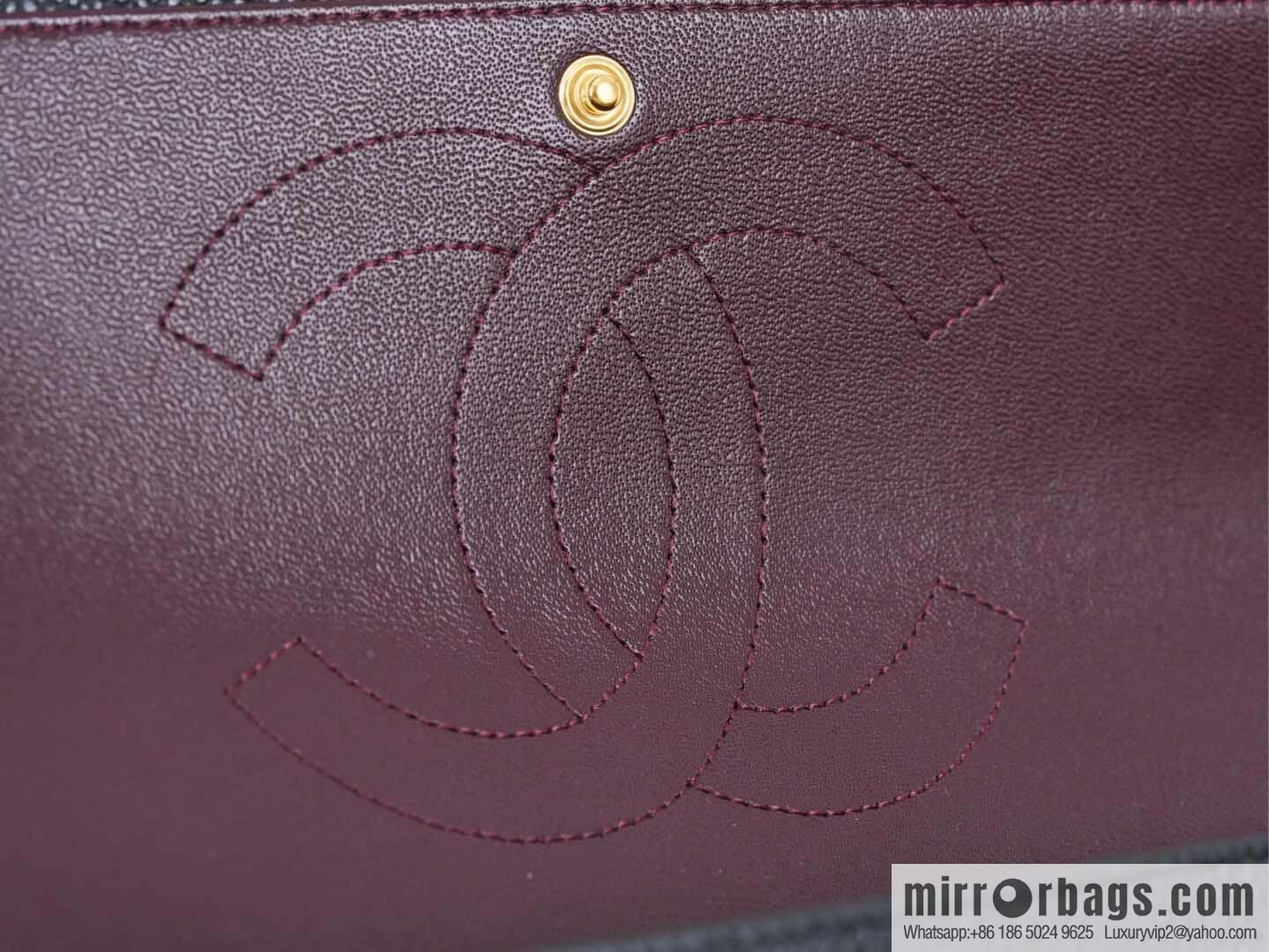 โ๐ฝ ๐๐น๐ฎ๐๐๐ถ๐ฐ ๐๐น๐ฎ๐ฝ ๐๐ฎ๐ฆ๐๐จ ๏ฝ genuine skin, caviar, black gold A58600