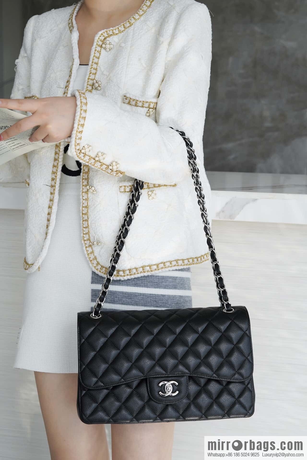 ℂ𝔽 𝗖𝗹𝗮𝘀𝘀𝗶𝗰 𝗙𝗹𝗮𝗽 𝐉𝐮𝐦𝐛𝐨 | genuine leather, caviar, black silver 🖤 A58600