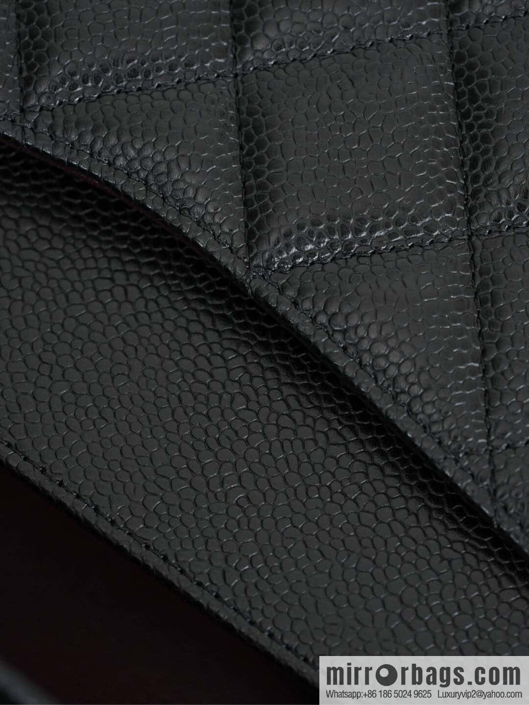 ℂ𝔽 𝗖𝗹𝗮𝘀𝘀𝗶𝗰 𝗙𝗹𝗮𝗽 𝐉𝐮𝐦𝐛𝐨 | genuine leather, caviar, black silver 🖤 A58600