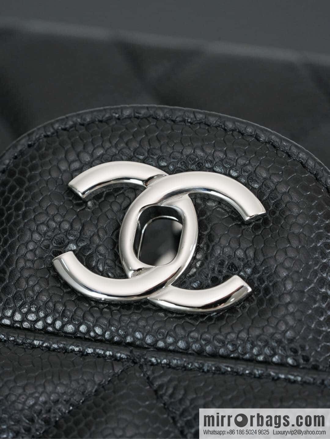 ℂ𝔽 𝗖𝗹𝗮𝘀𝘀𝗶𝗰 𝗙𝗹𝗮𝗽 𝐉𝐮𝐦𝐛𝐨 | genuine leather, caviar, black silver 🖤 A58600