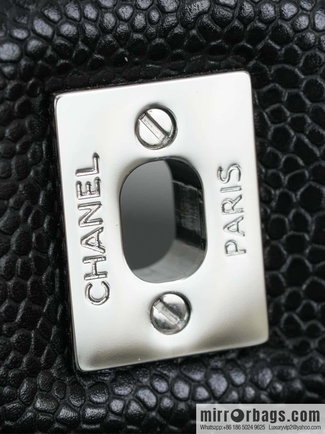 ℂ𝔽 𝗖𝗹𝗮𝘀𝘀𝗶𝗰 𝗙𝗹𝗮𝗽 𝐉𝐮𝐦𝐛𝐨 | genuine leather, caviar, black silver 🖤 A58600