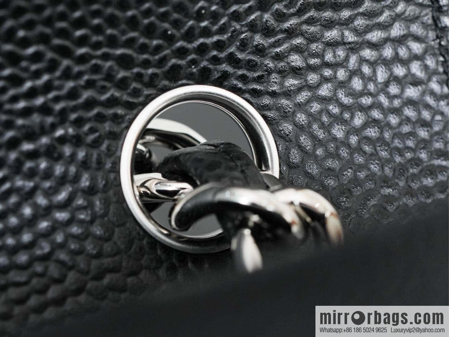 ℂ𝔽 𝗖𝗹𝗮𝘀𝘀𝗶𝗰 𝗙𝗹𝗮𝗽 𝐉𝐮𝐦𝐛𝐨 | genuine leather, caviar, black silver 🖤 A58600