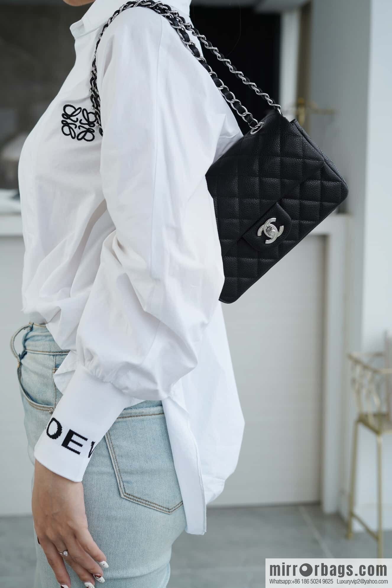 ℂ𝔽 𝗖𝗹𝗮𝘀𝘀𝗶𝗰 𝗙𝗹𝗮𝗽 | black silver 🖤 A01116