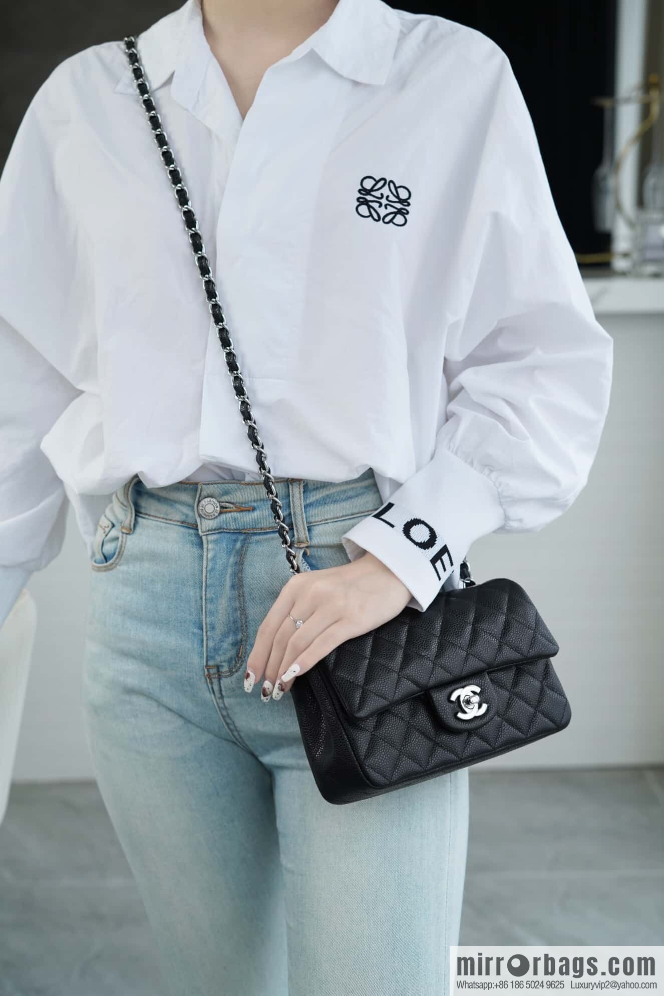 ℂ𝔽 𝗖𝗹𝗮𝘀𝘀𝗶𝗰 𝗙𝗹𝗮𝗽 | black silver 🖤 A01116