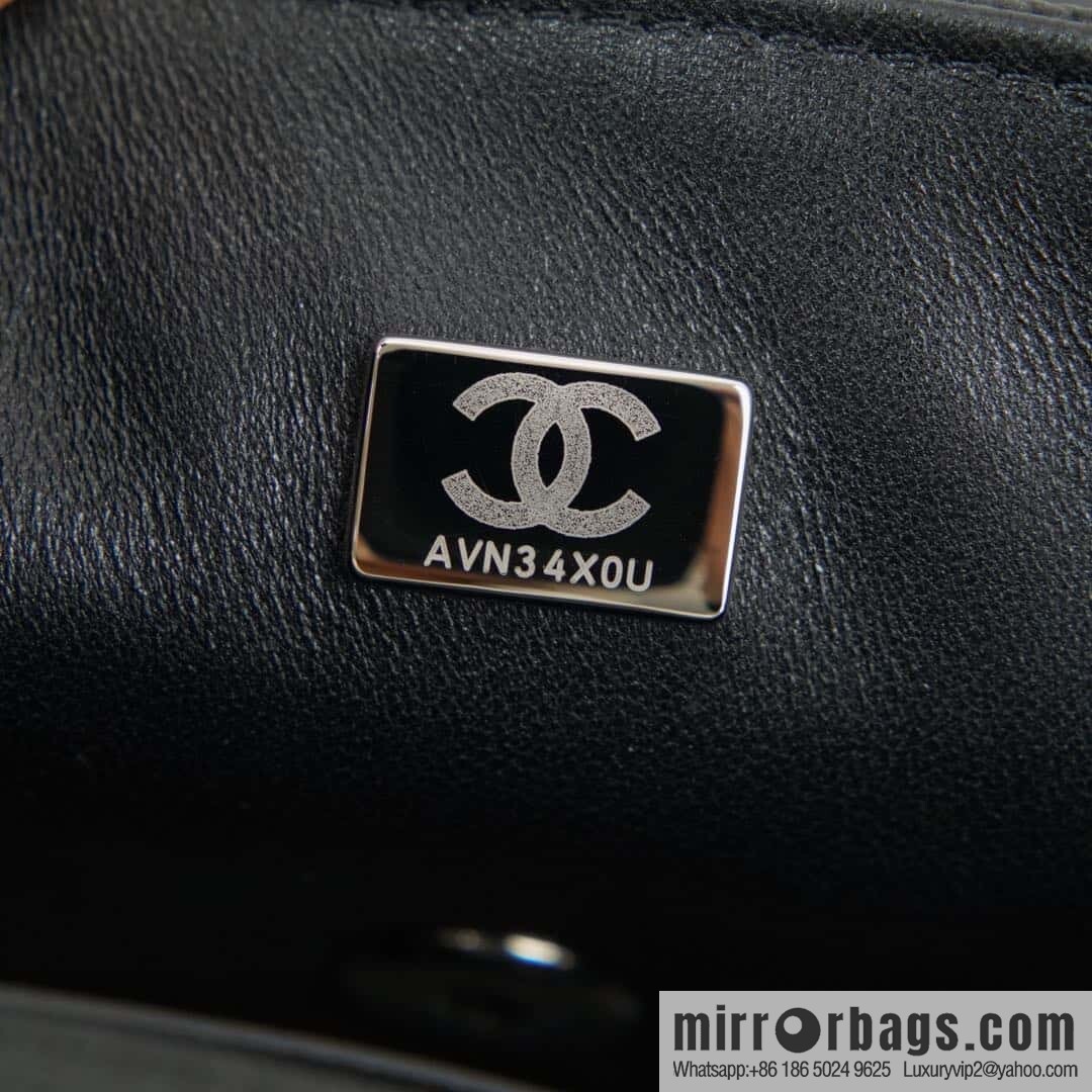 ℂ𝔽 𝗖𝗹𝗮𝘀𝘀𝗶𝗰 𝗙𝗹𝗮𝗽 | black silver 🖤 A01116