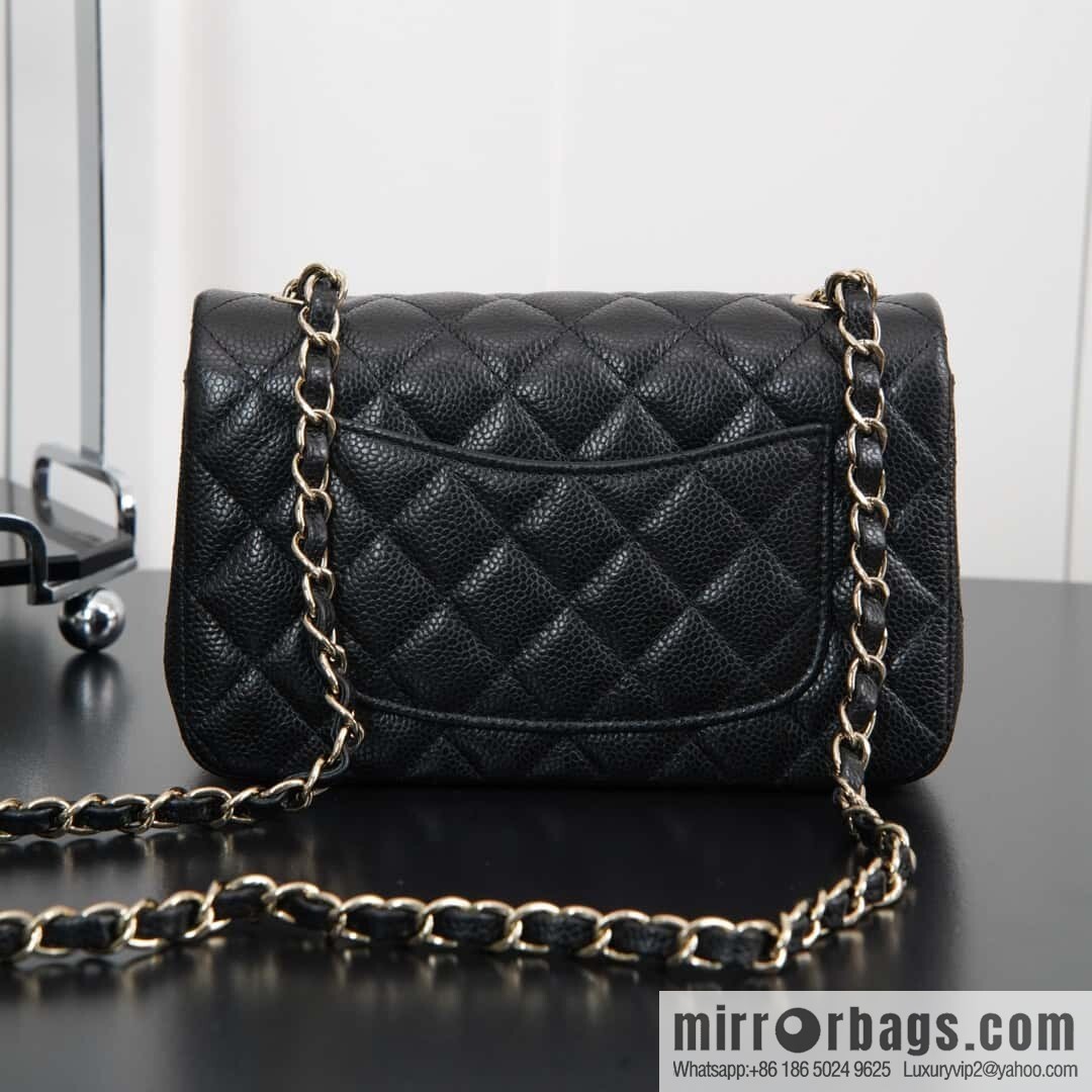 ℂ𝔽 𝗖𝗹𝗮𝘀𝘀𝗶𝗰 𝗙𝗹𝗮𝗽 | Litchi pattern black gold 🖤 A01116