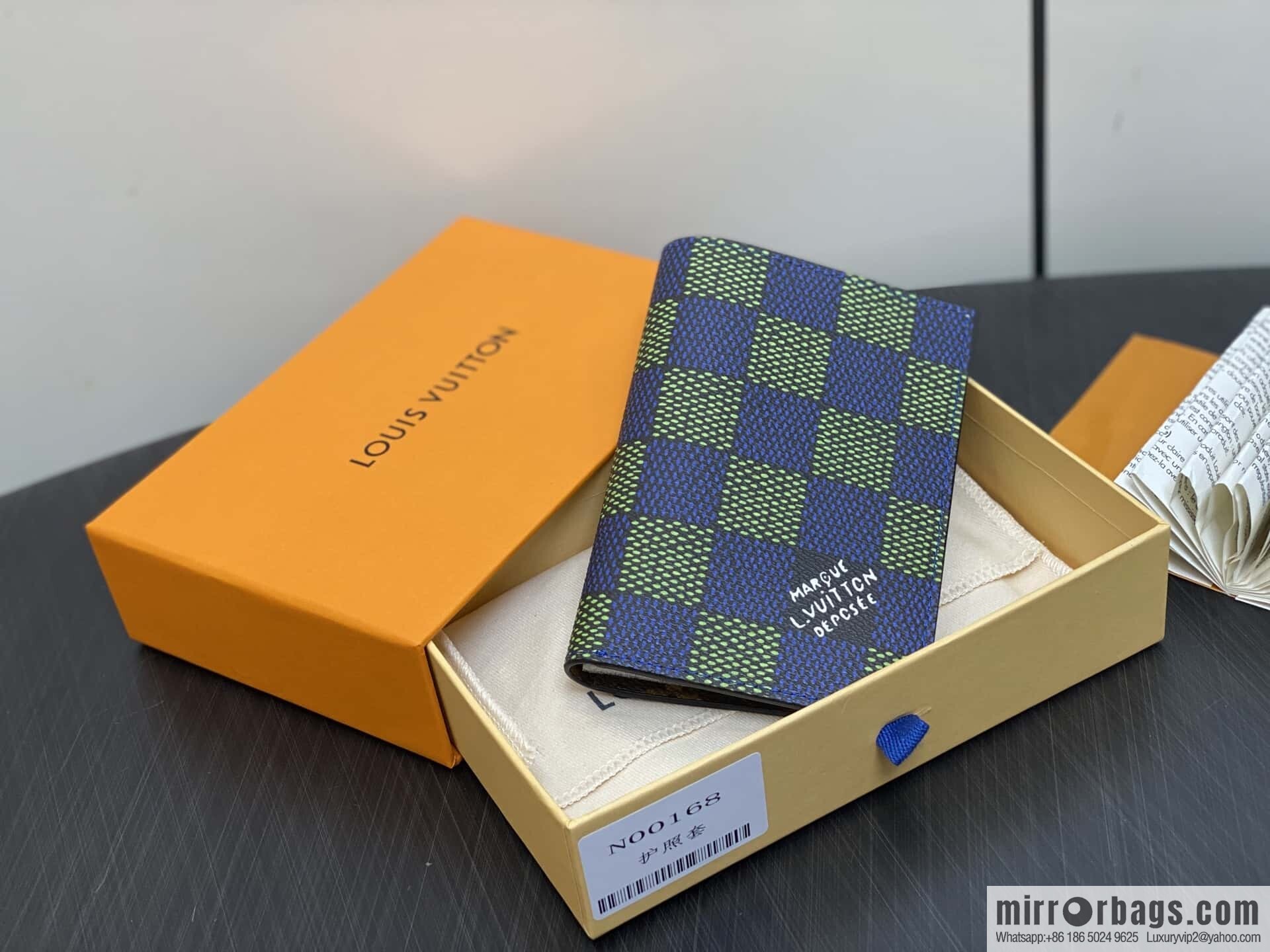 [Original order boutique] N00168 blue grid, passport holder, passport cover.