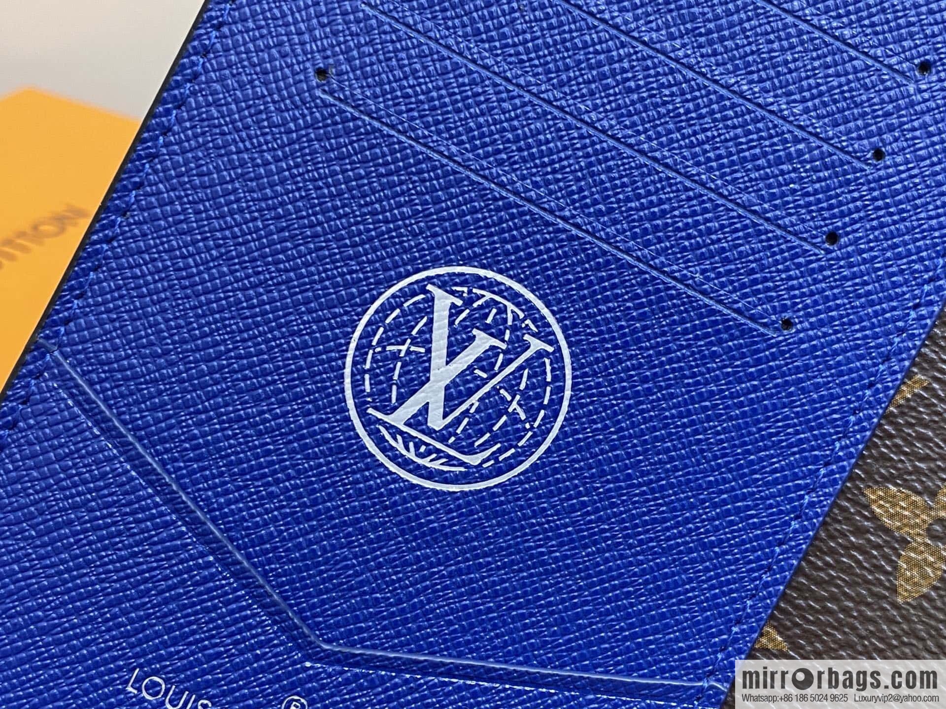 [Original order boutique] N00168 blue grid, passport holder, passport cover.