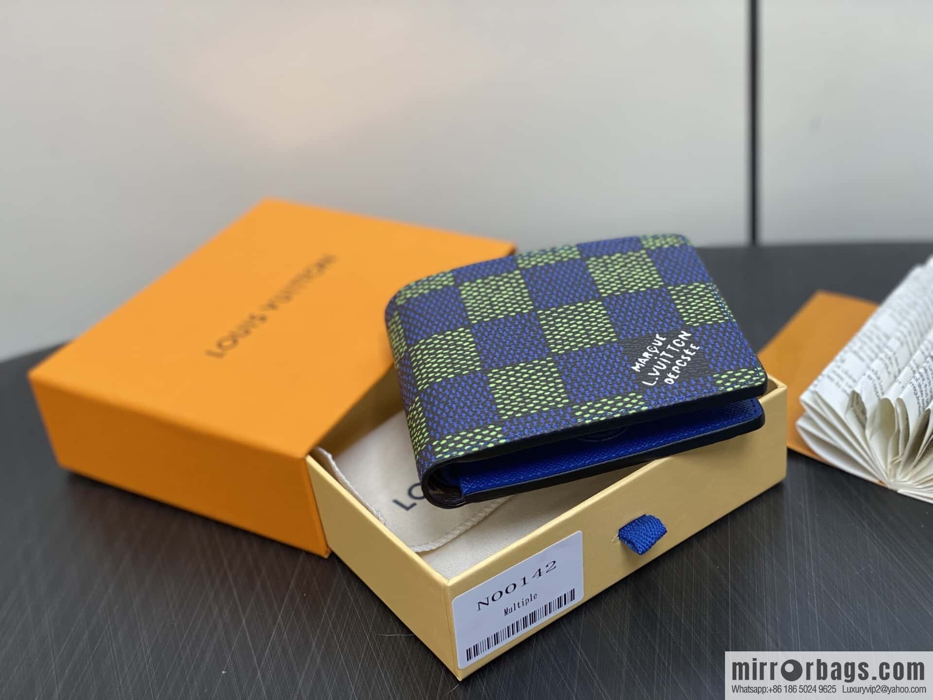 [Original order boutique] N00142 blue plaid, short suit clip wallet MULTIPLE wallet