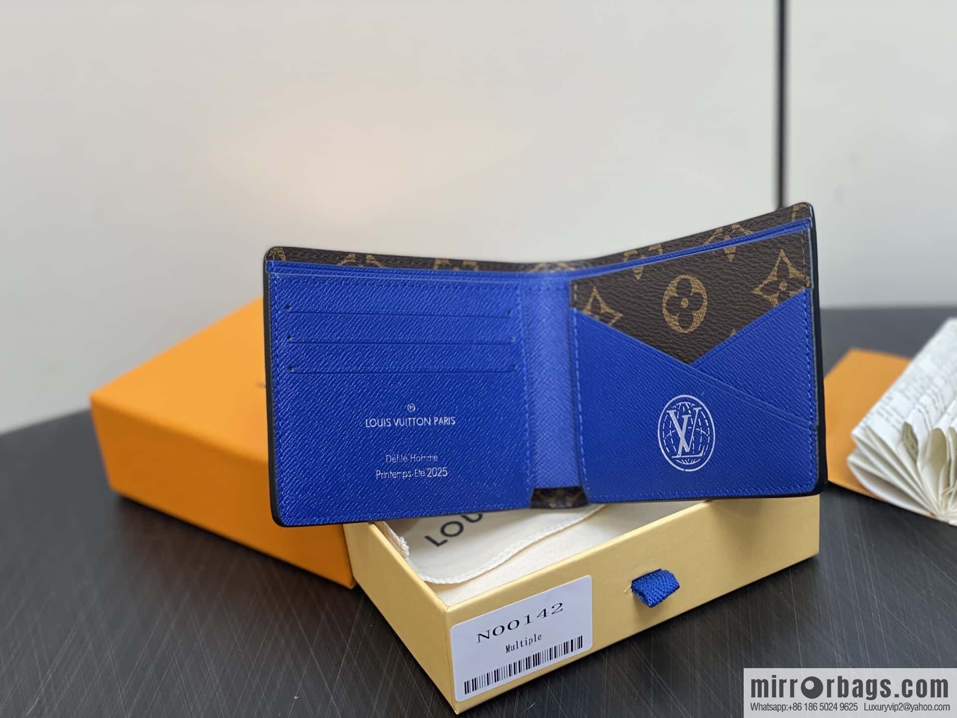 [Original order boutique] N00142 blue plaid, short suit clip wallet MULTIPLE wallet