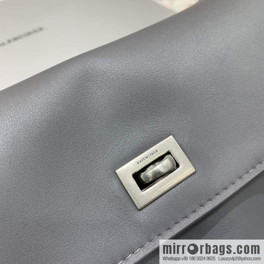 [Large premium gray silver buckle 】 𝐁𝐀𝐋𝐄𝐍𝐂𝐈𝐀𝐆𝐀 𝐑𝐎𝐃𝐄𝐎 𝐁𝐀𝐆 series handbag model number: 78972