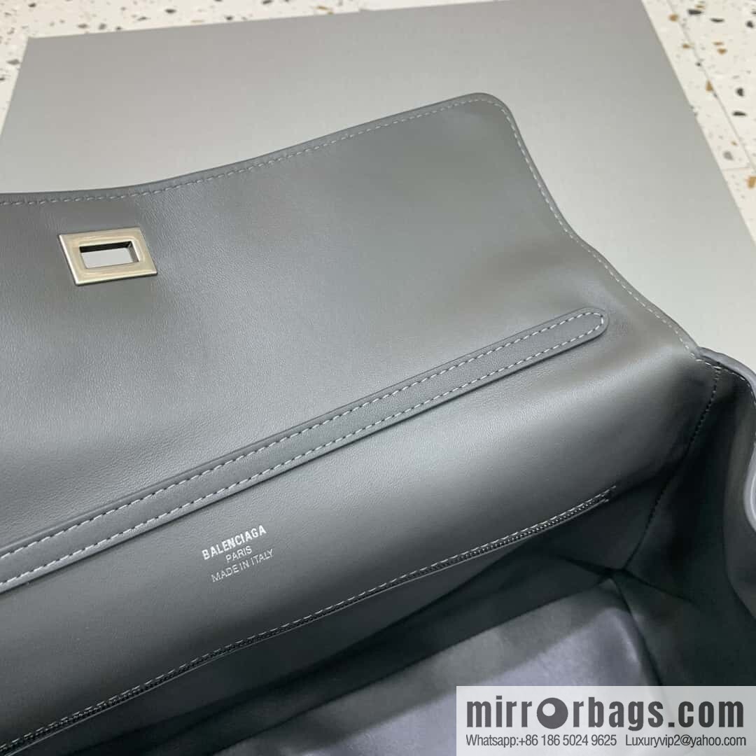 [Large premium gray silver buckle 】 𝐁𝐀𝐋𝐄𝐍𝐂𝐈𝐀𝐆𝐀 𝐑𝐎𝐃𝐄𝐎 𝐁𝐀𝐆 series handbag model number: 78972
