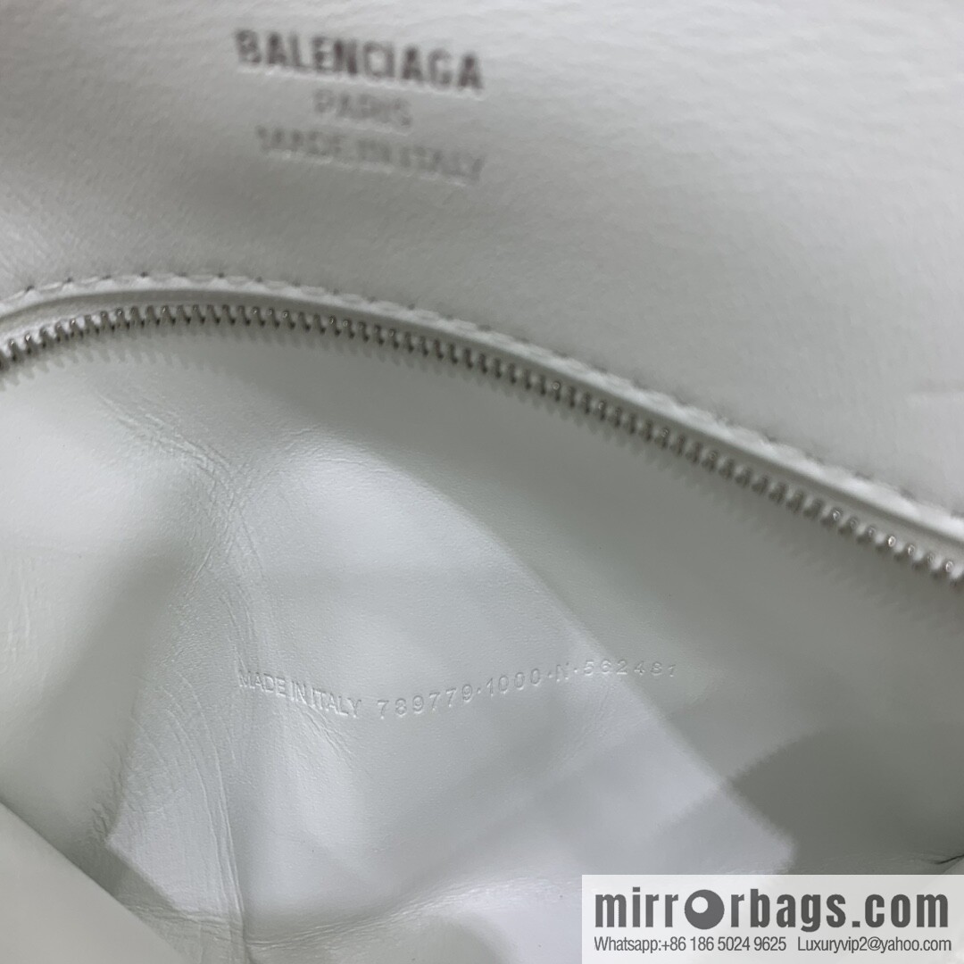 🖤[Small white 】 𝐁𝐀𝐋𝐄𝐍𝐂𝐈𝐀𝐆𝐀 𝐑𝐎𝐃𝐄𝐎 𝐁𝐀𝐆 series handbag model number: 78972