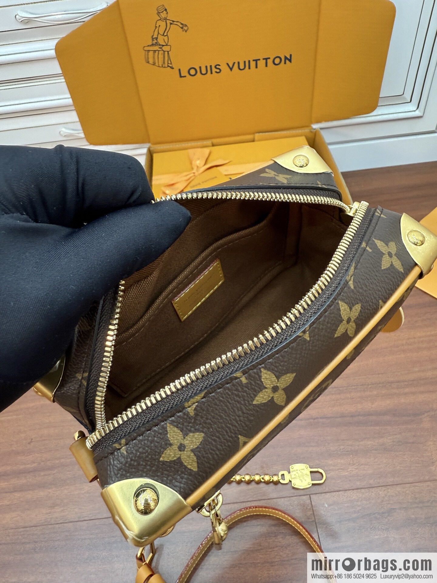 LV M14729 Mini Soft Trunk