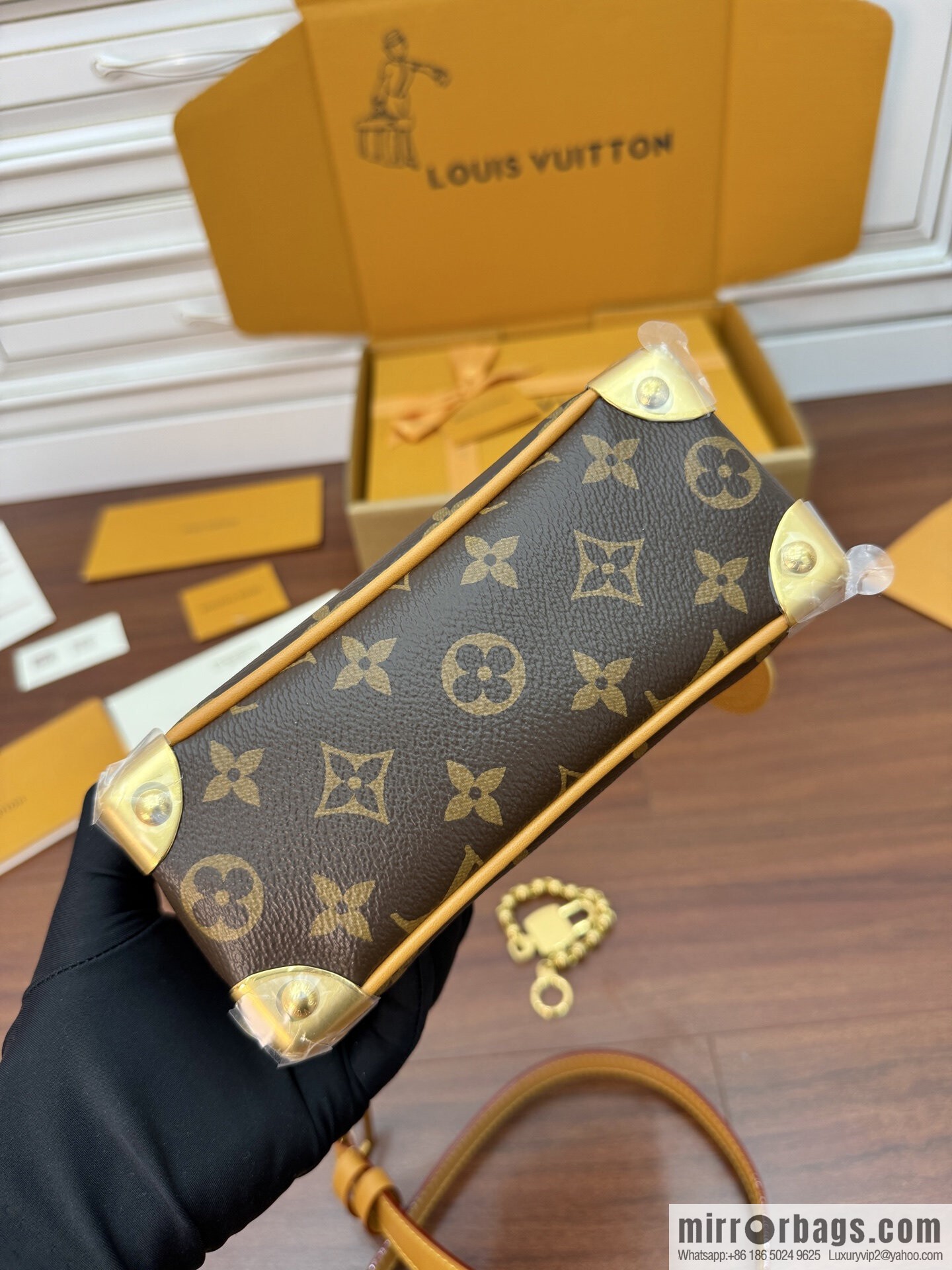 LV M14729 Mini Soft Trunk