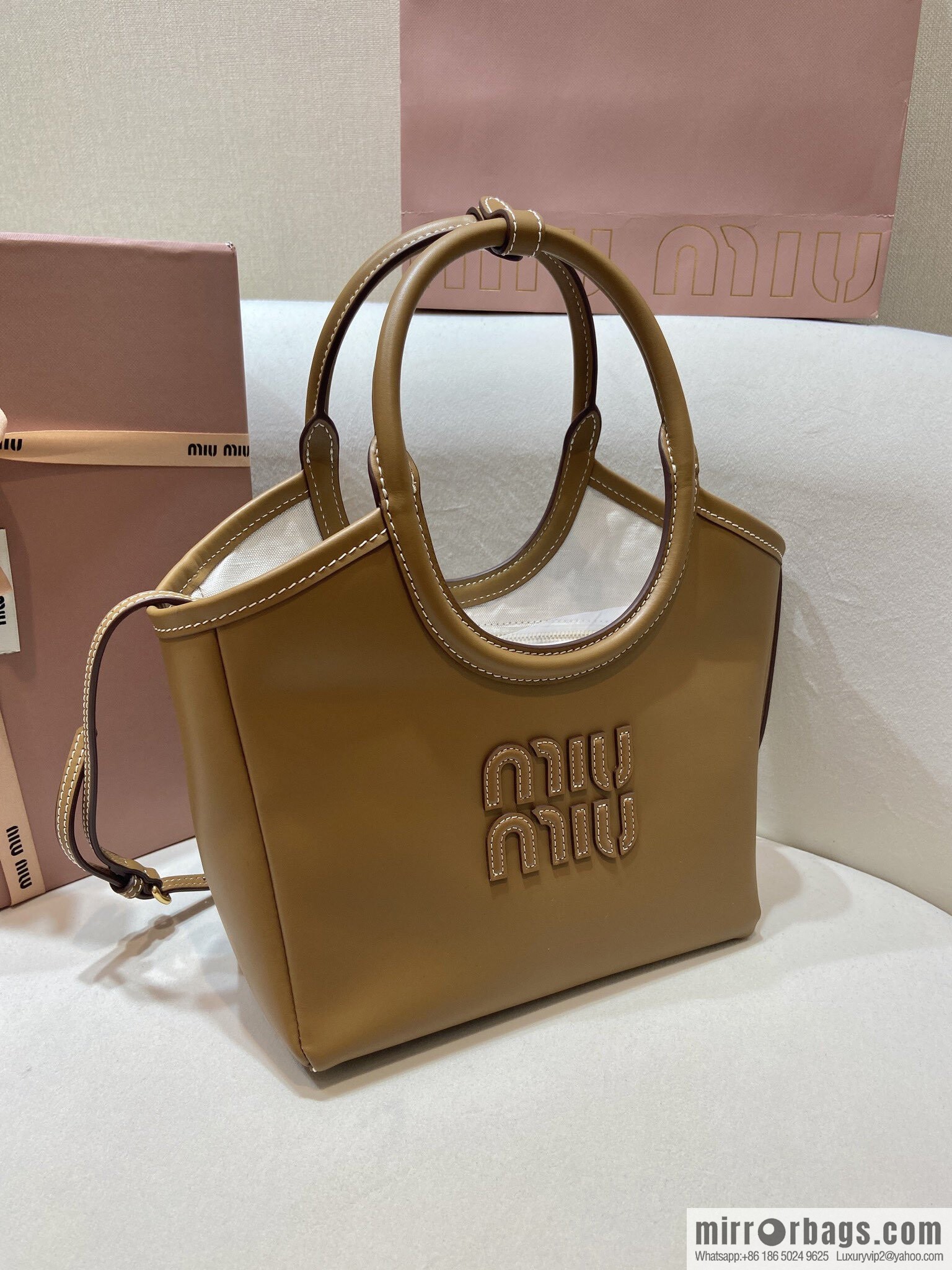 MIUMIU 🎉 new tote bag 🎉 5BA288 🎉🎉 caramel color