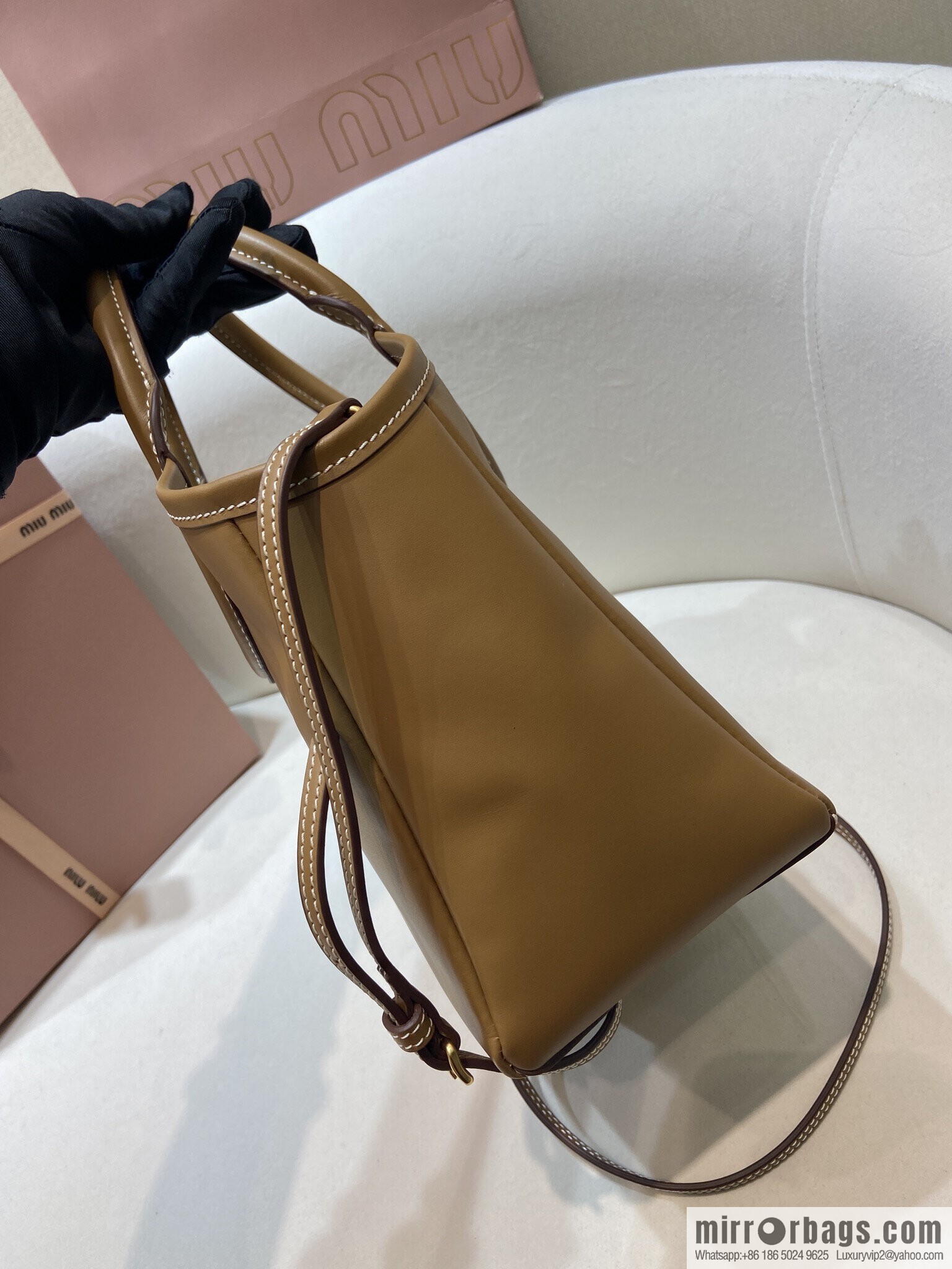 MIUMIU 🎉 new tote bag 🎉 5BA288 🎉🎉 caramel color