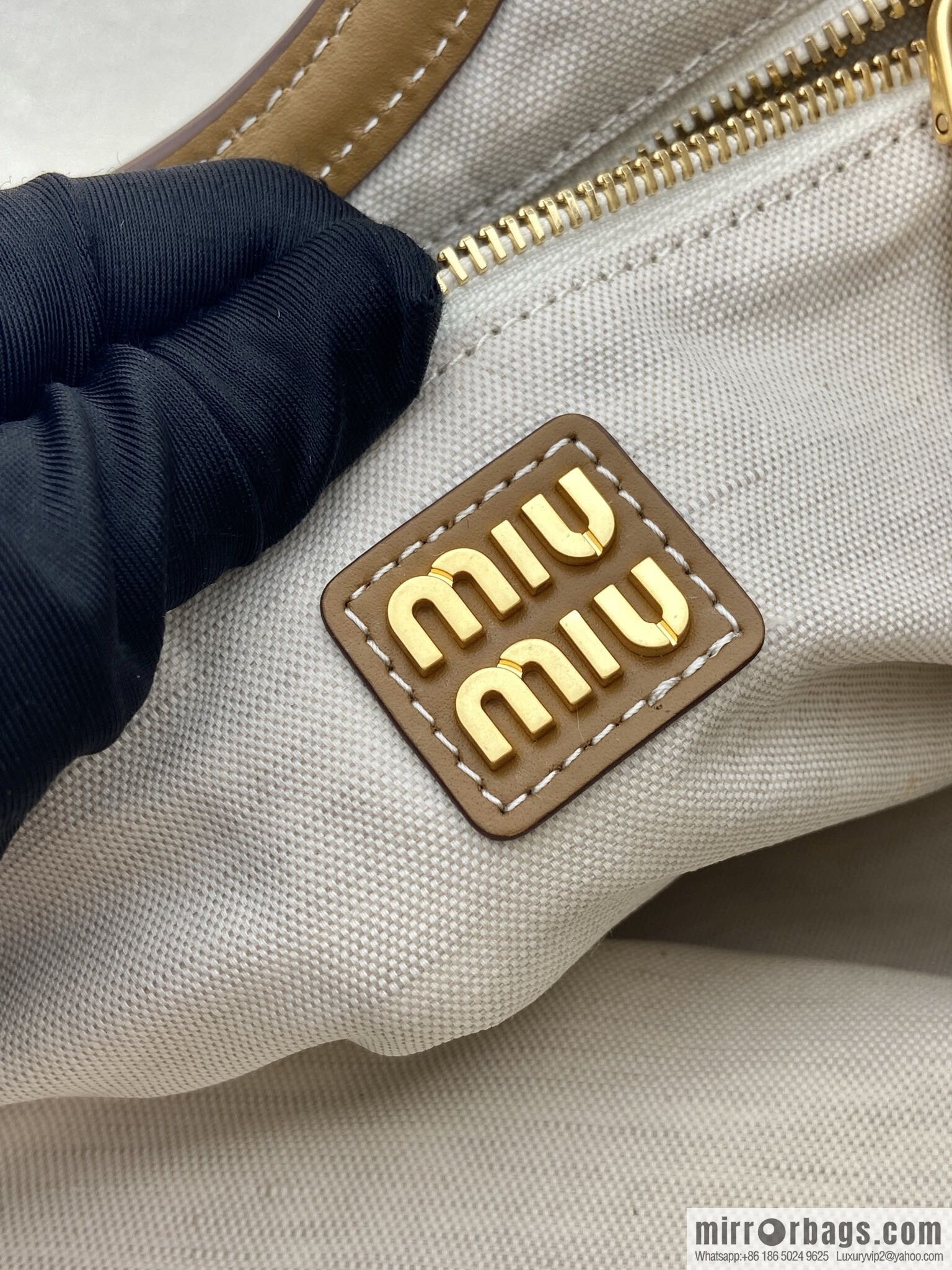 MIUMIU 🎉 new tote bag 🎉 5BA288 🎉🎉 caramel color