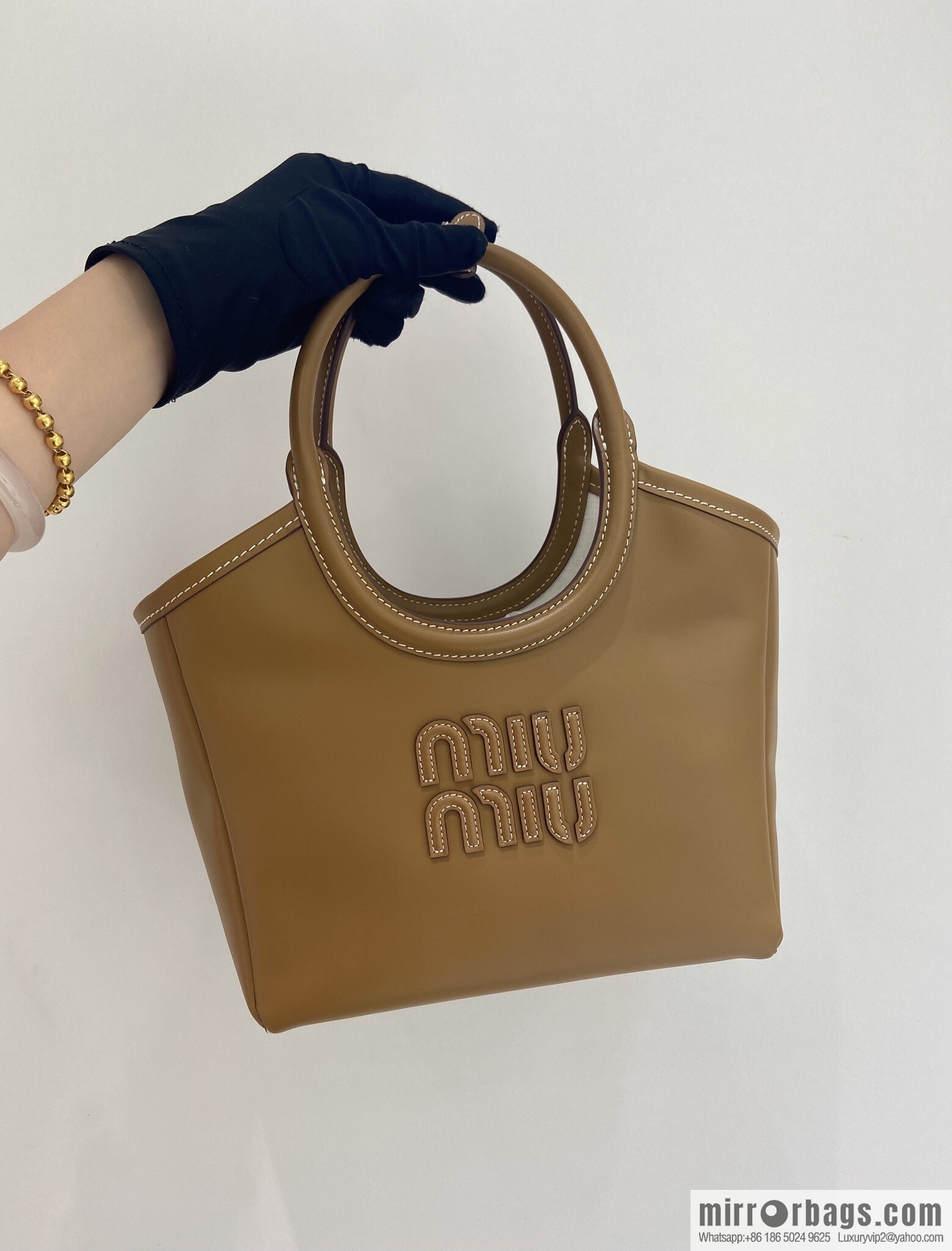 MIUMIU 🎉 new tote bag 🎉 5BA288 🎉🎉 caramel color