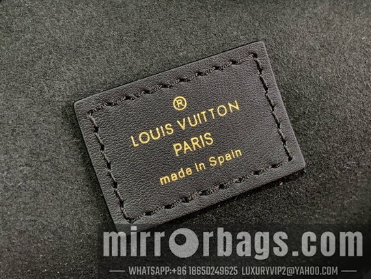 Replica LV Bags Bumbag m14353 31x15x6cm gf