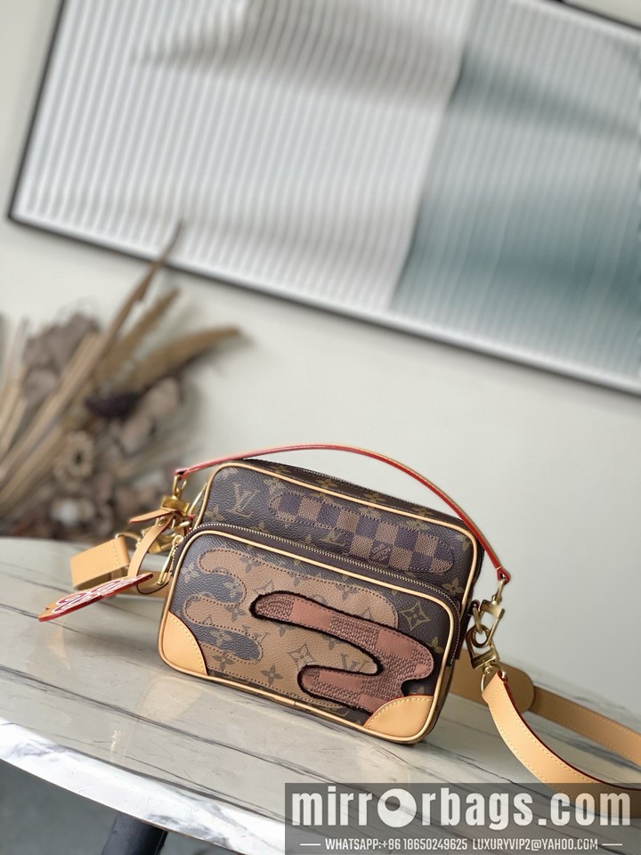 Replica LV Bags Nil M26068 17.5x11x25cm gf